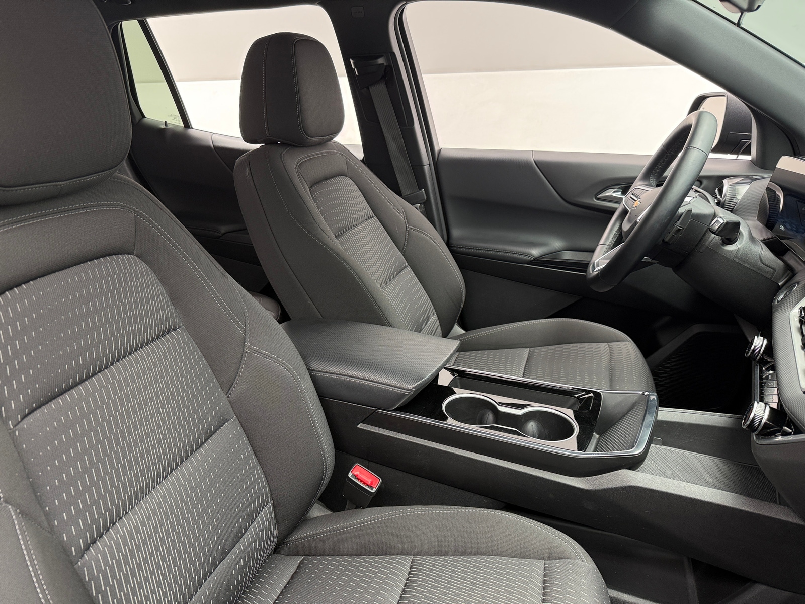 Thumbnail: 2025 Chevrolet Equinox - 2