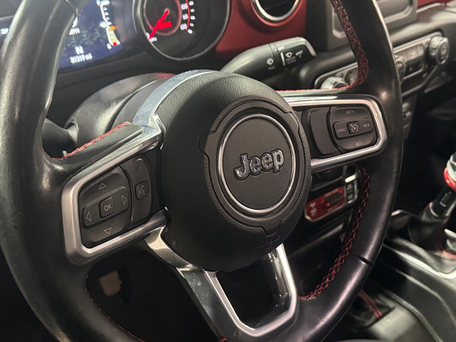 Thumbnail: 2021 Jeep Gladiator - 5