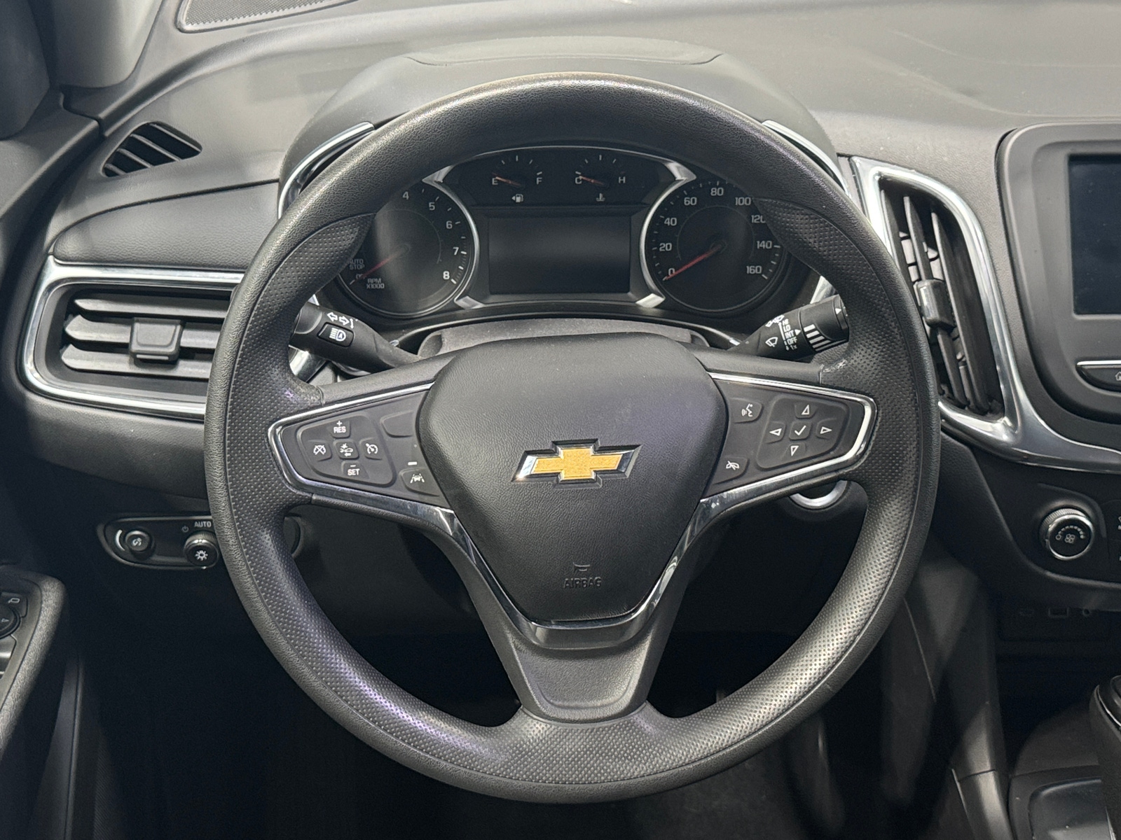 Thumbnail: 2021 Chevrolet Equinox - 5