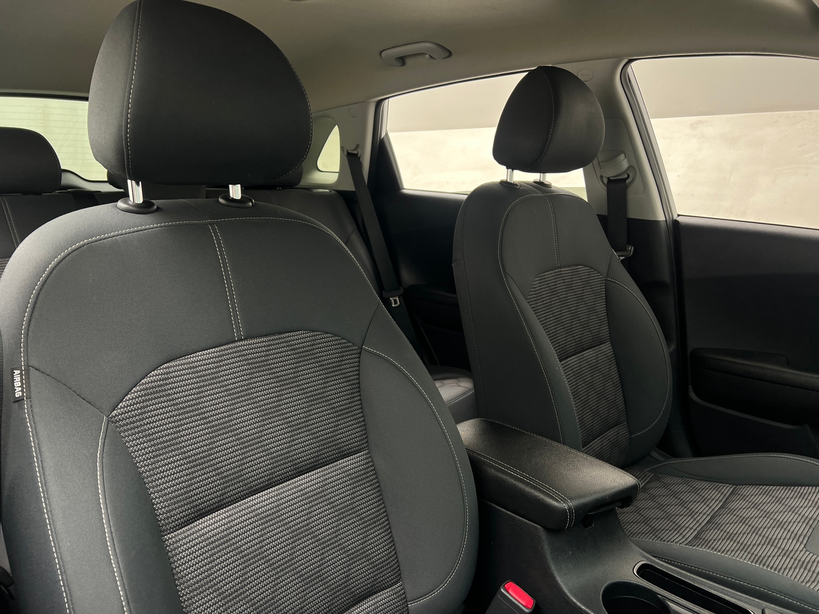 Thumbnail: 2020 Kia Niro - 2