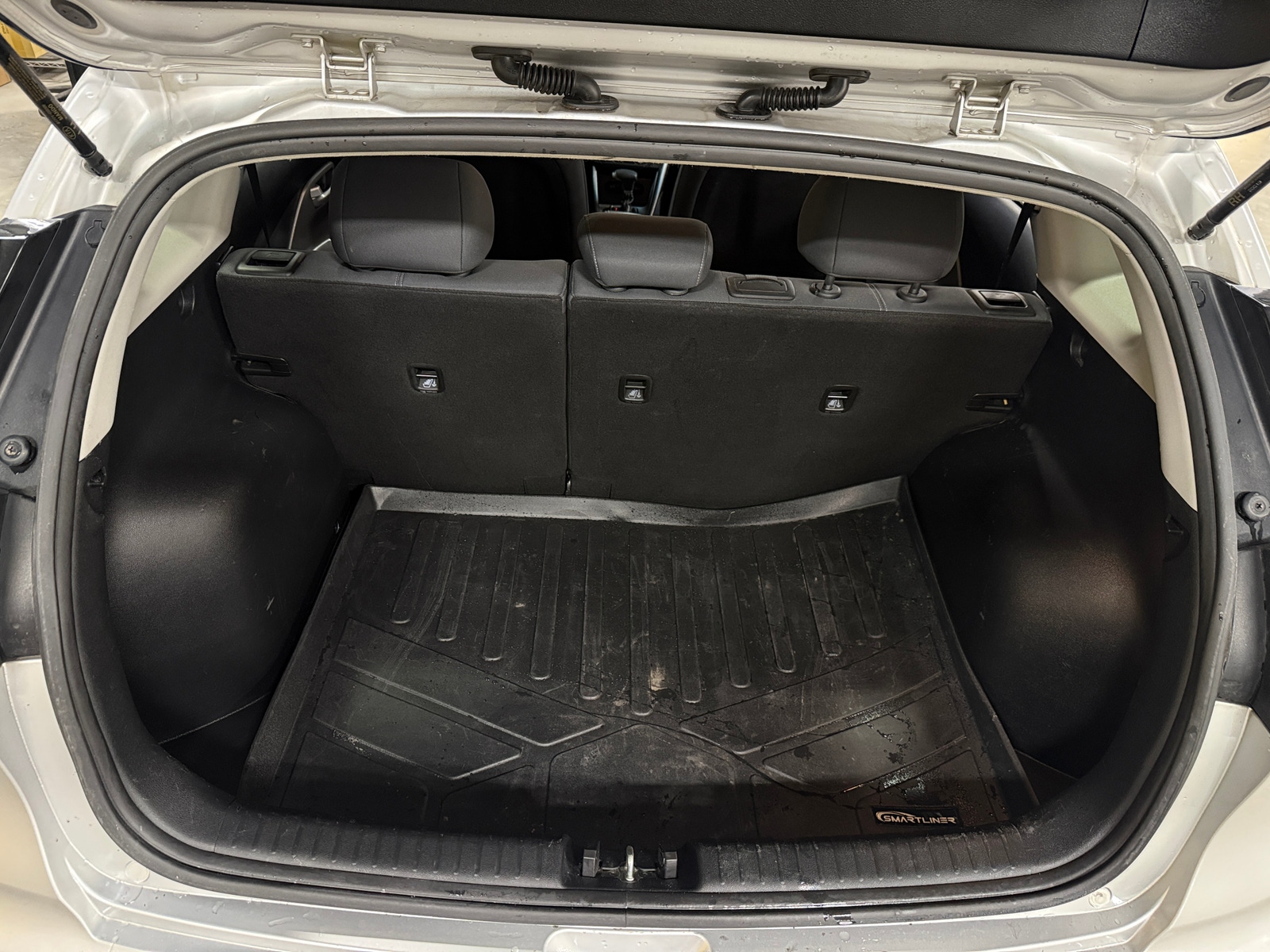 Thumbnail: 2020 Kia Niro - 7