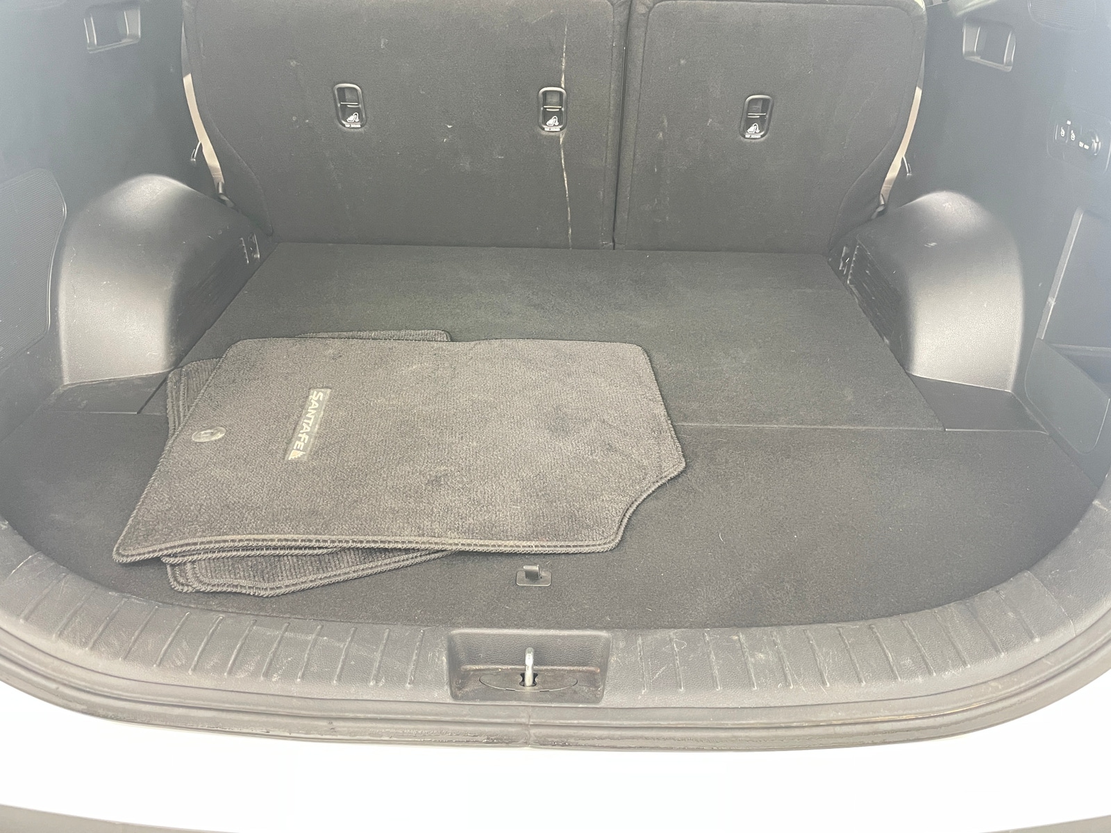 Thumbnail: 2023 Hyundai Santa Fe - 6