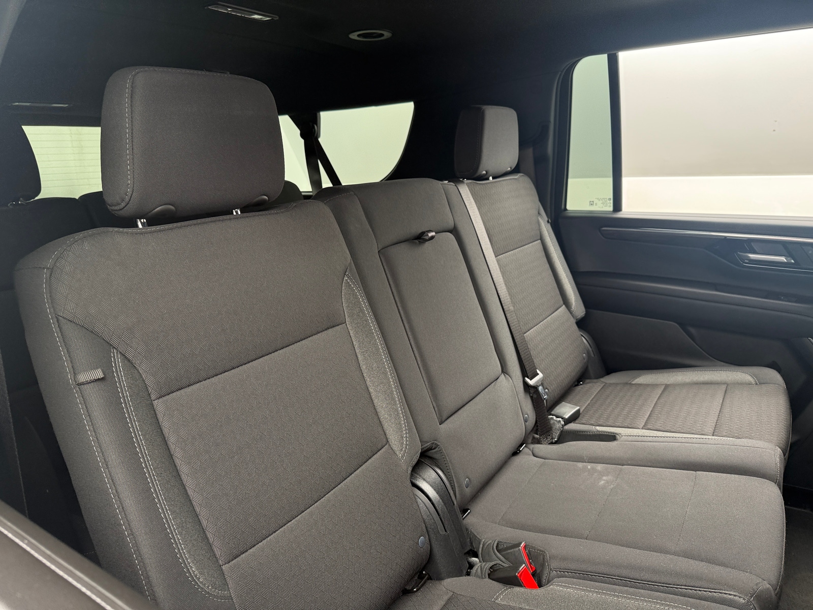 Thumbnail: 2025 Chevrolet Suburban - 6