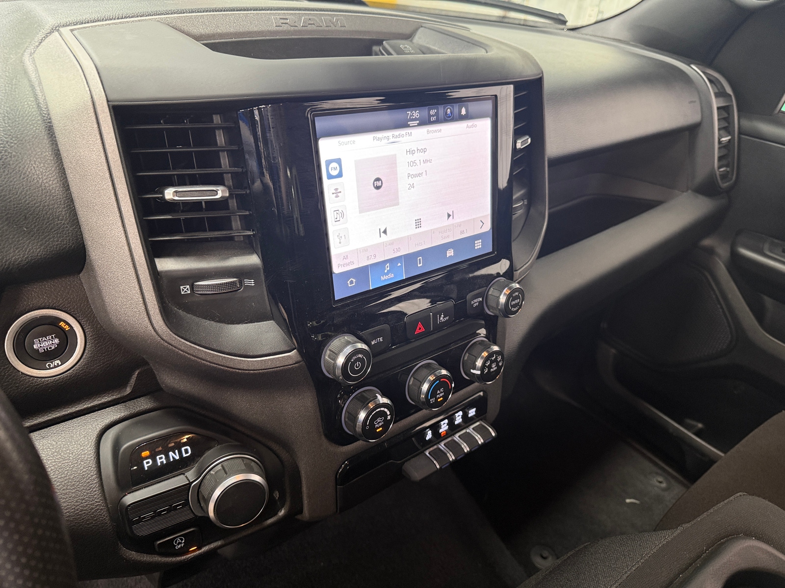 Thumbnail: 2025 RAM 1500 - 4