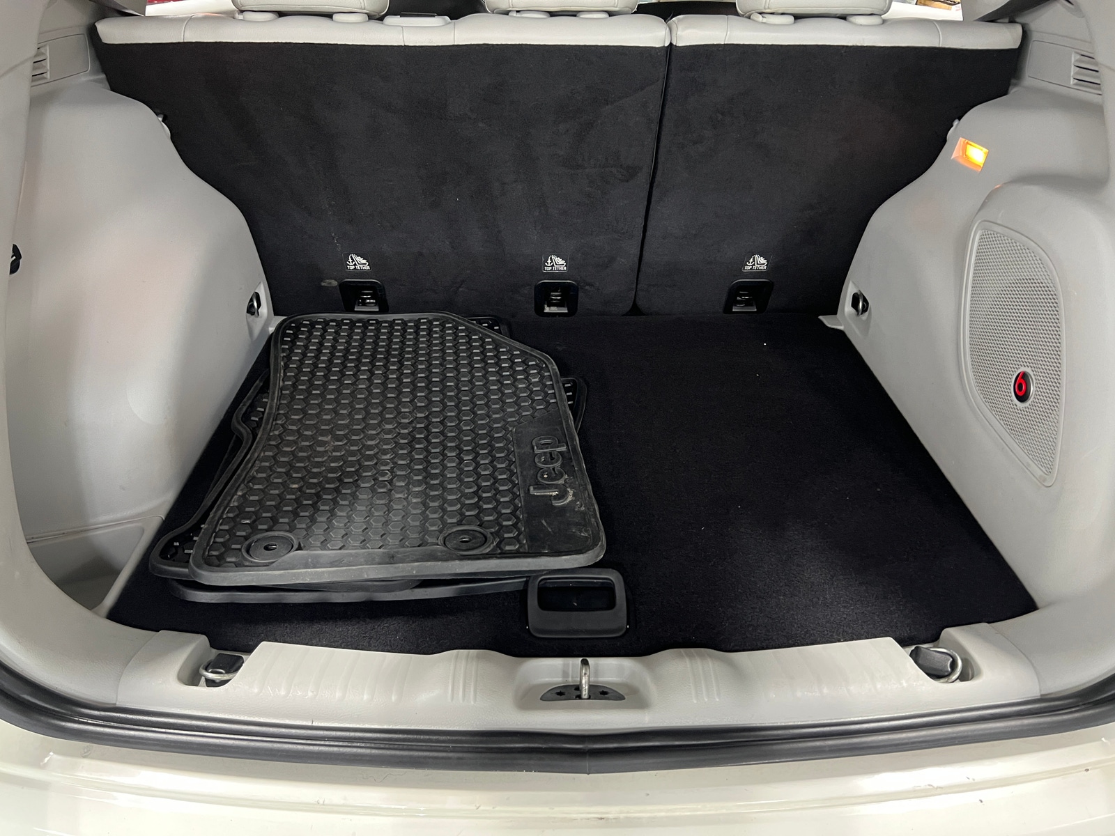 Thumbnail: 2018 Jeep Compass - 7