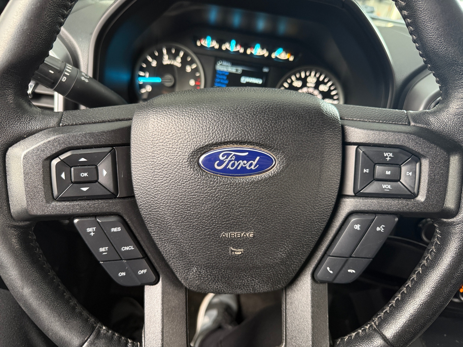 Thumbnail: 2020 Ford Econoline - 5