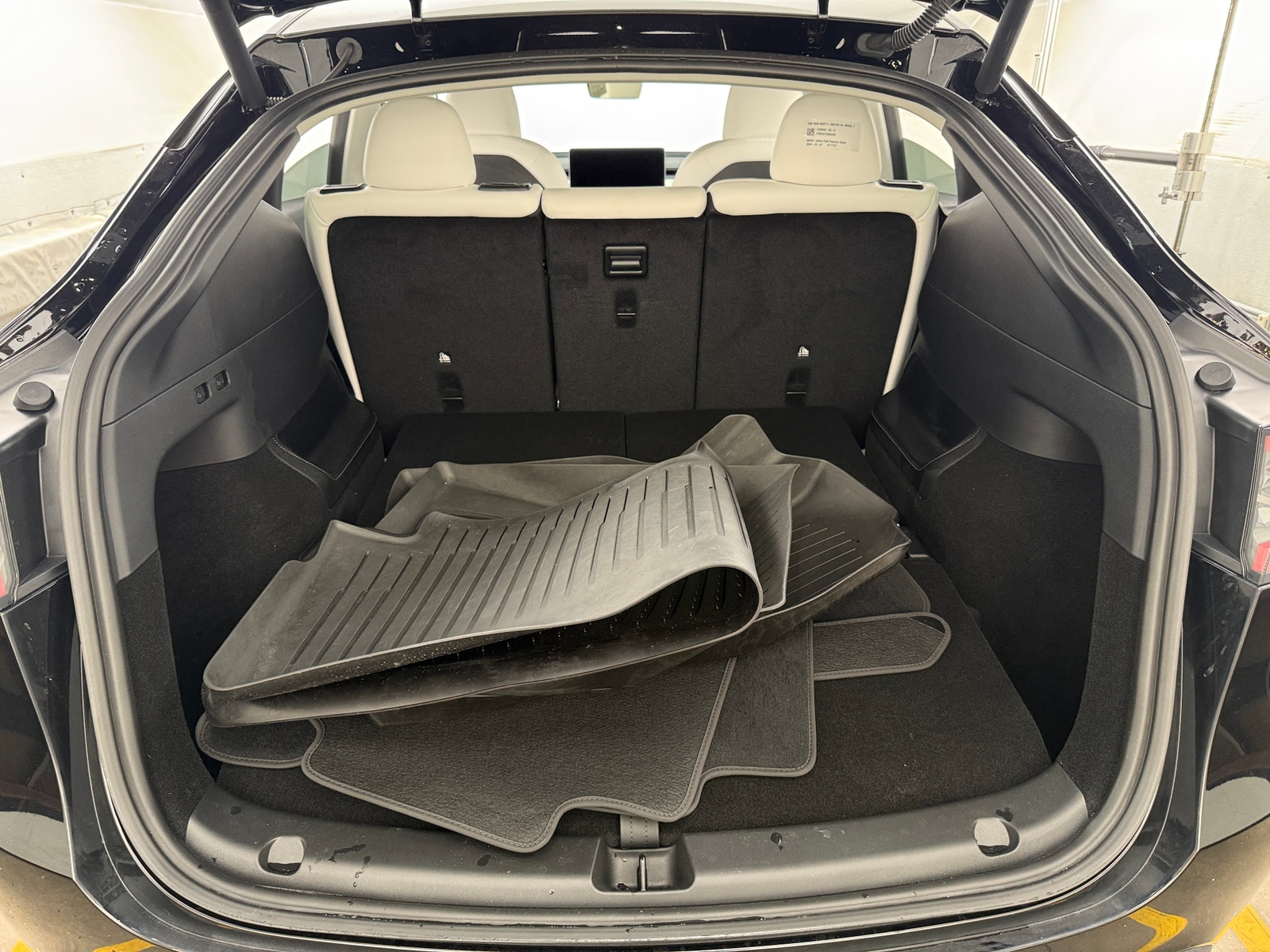 Thumbnail: 2025 Tesla Model Y - 6