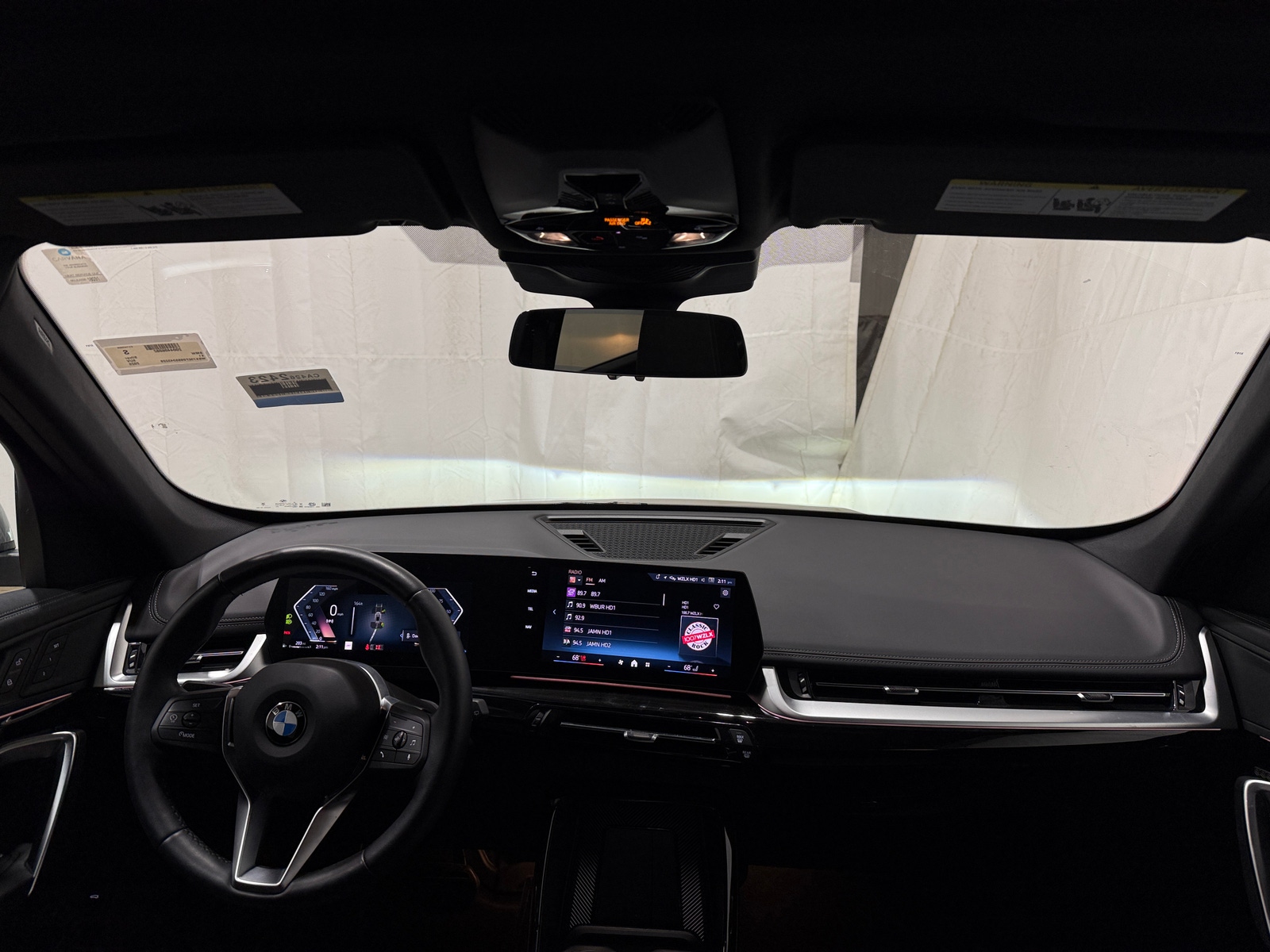 Thumbnail: 2025 BMW X1 - 2