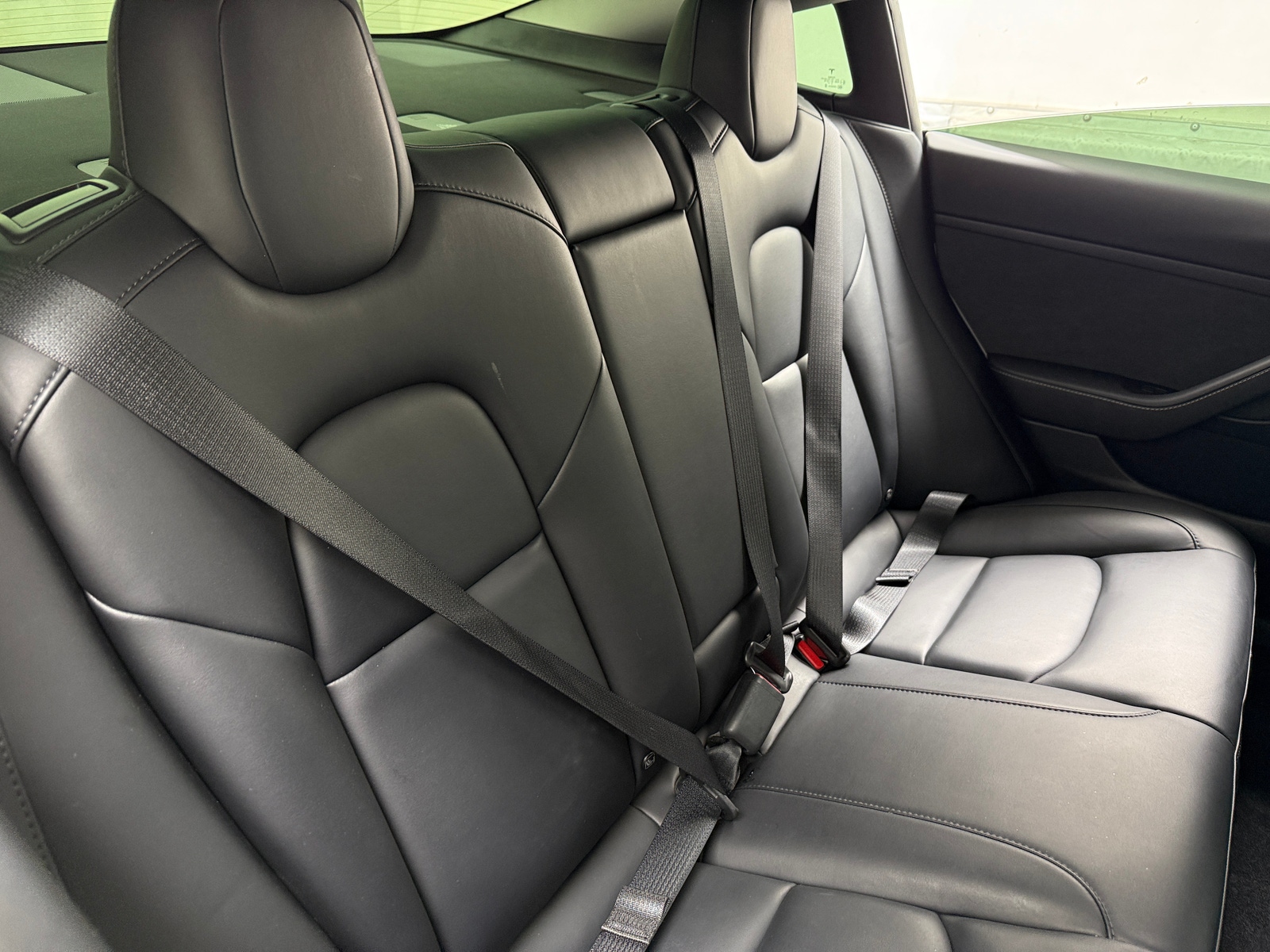 Thumbnail: 2022 Tesla Model 3 - 5