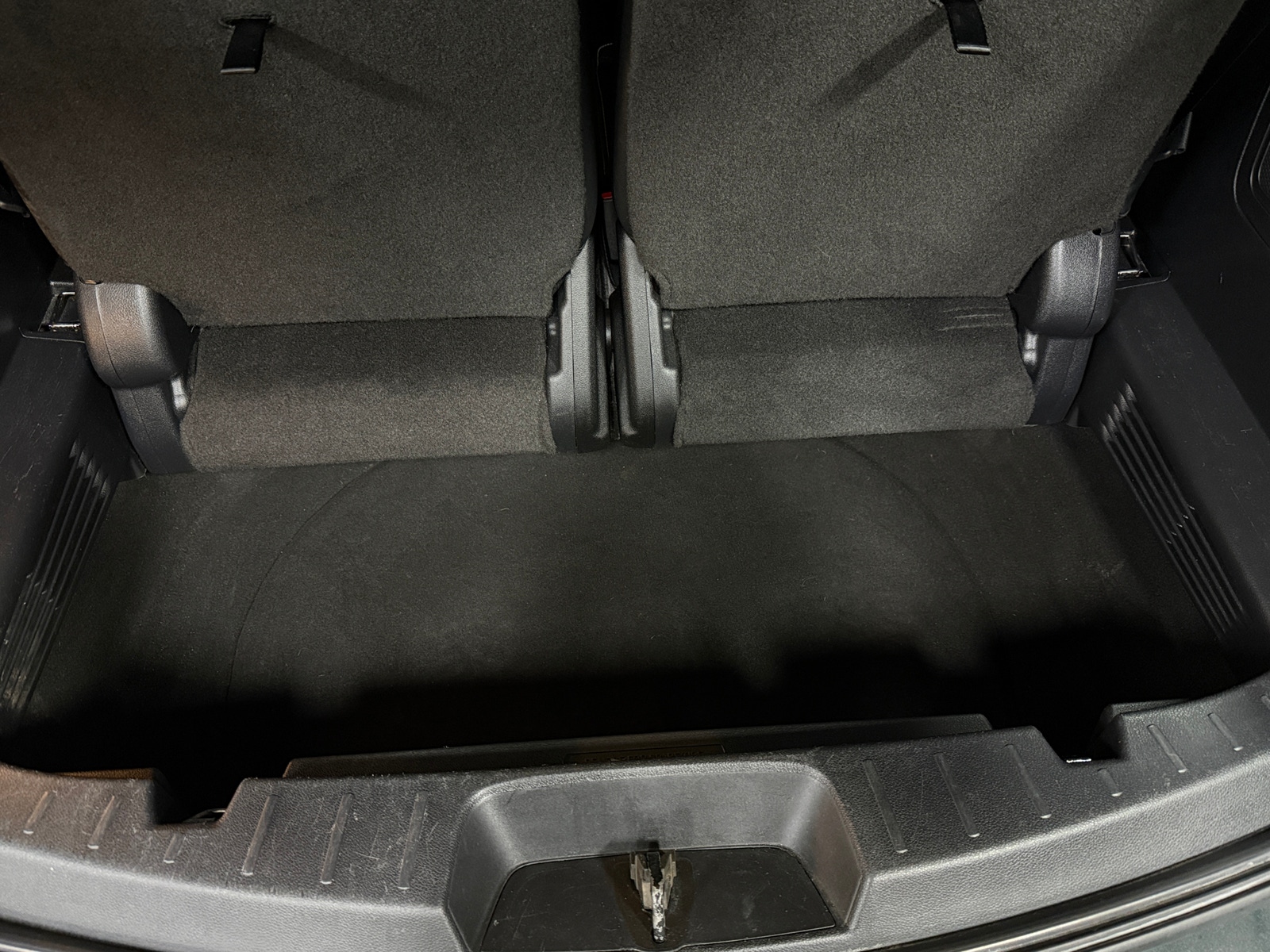 Thumbnail: 2016 Ford Explorer - 6