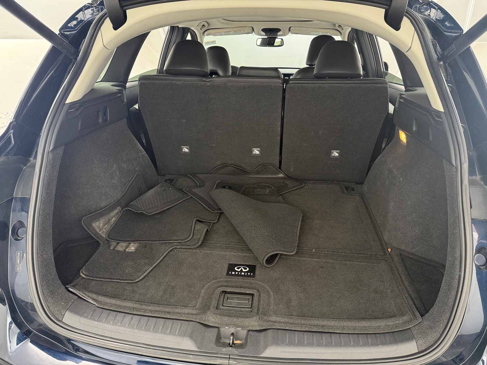 Thumbnail: 2021 INFINITI QX50 - 6