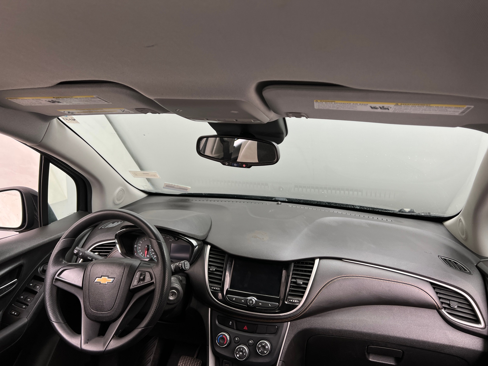 Thumbnail: 2018 Chevrolet Trax - 3