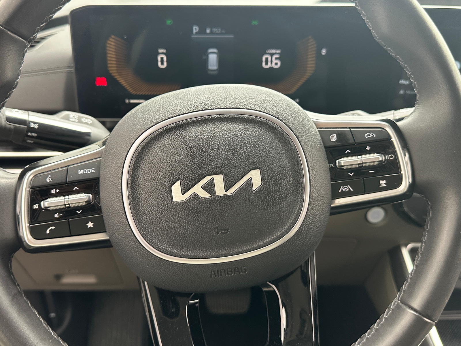 Thumbnail: 2025 Kia Carnival - 4