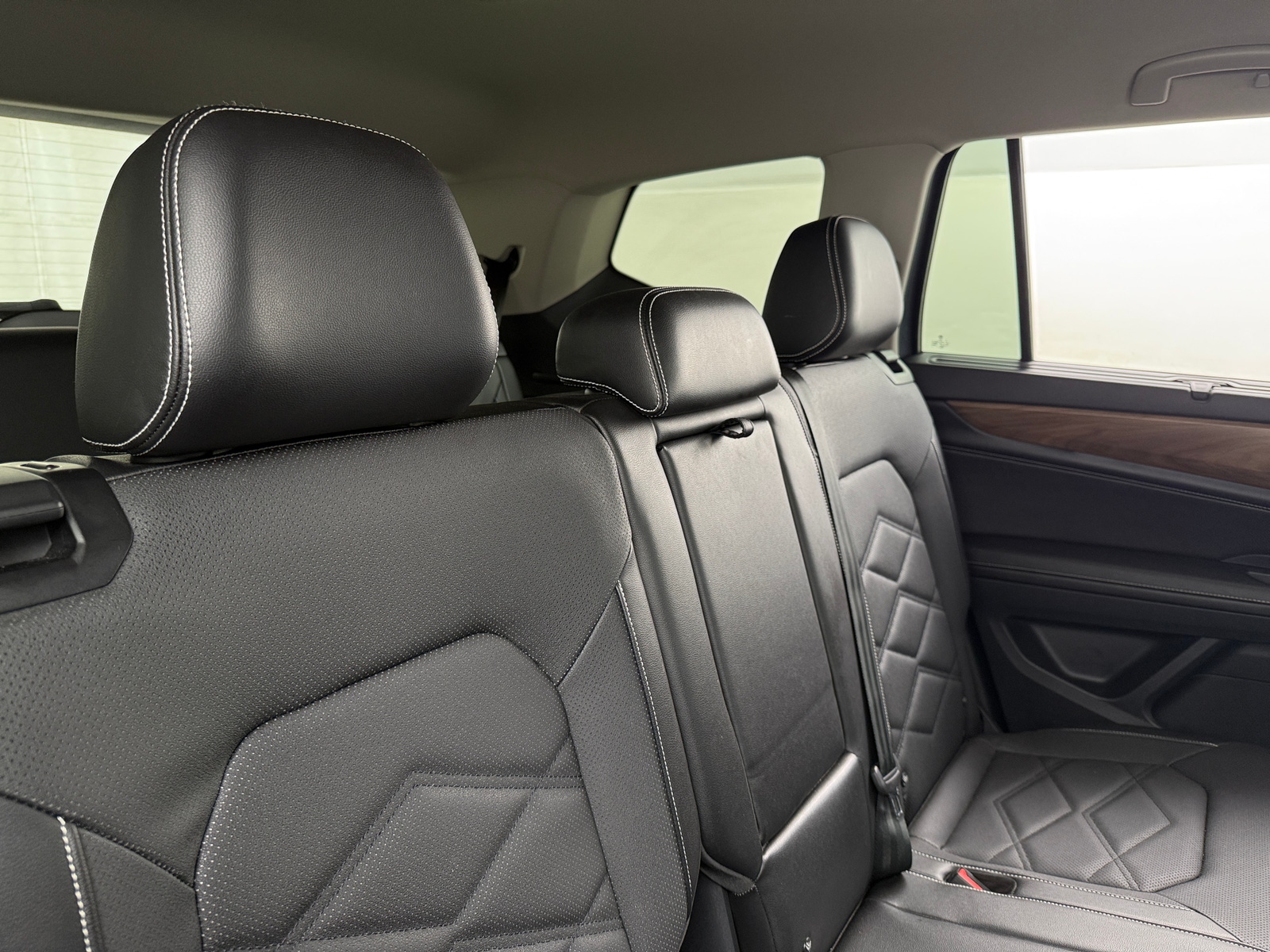 Thumbnail: 2024 Volkswagen Atlas - 5