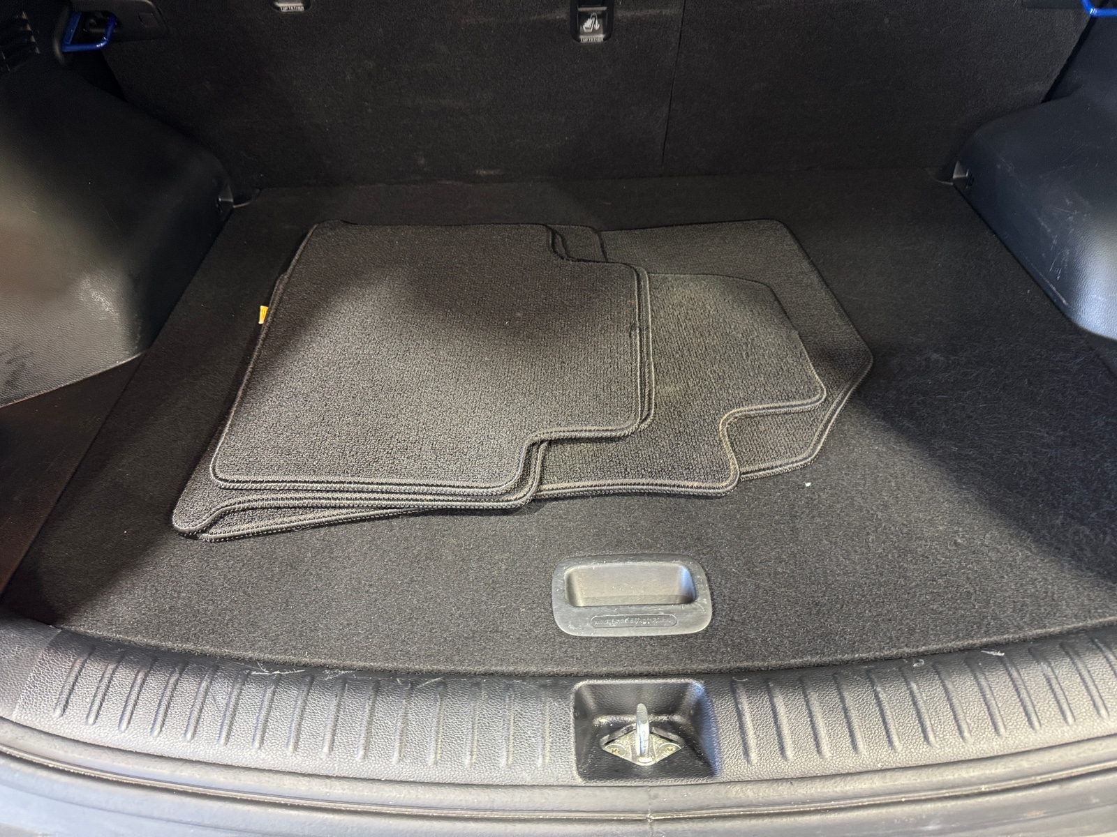 Thumbnail: 2023 Kia Seltos - 7