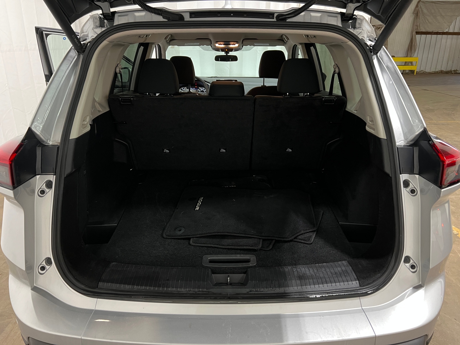 Thumbnail: 2025 Nissan Rogue - 7