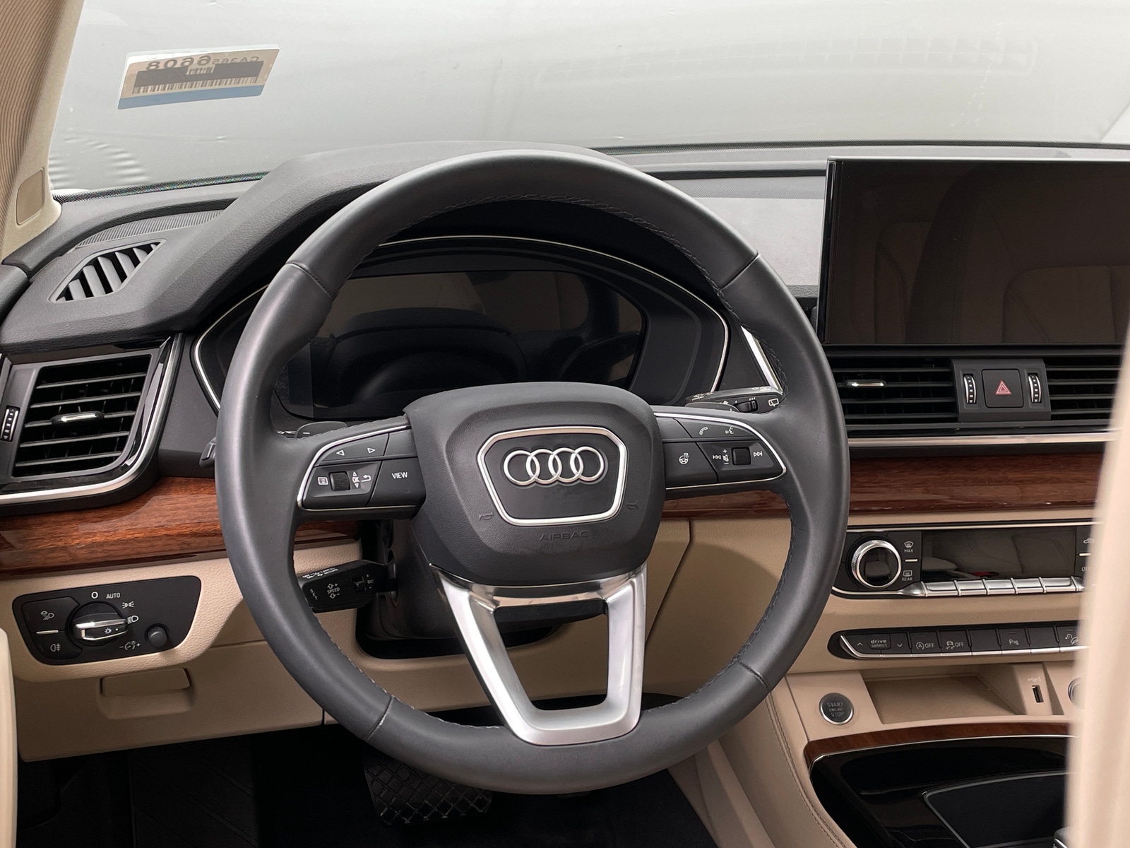 Thumbnail: 2023 Audi Q5 - 4