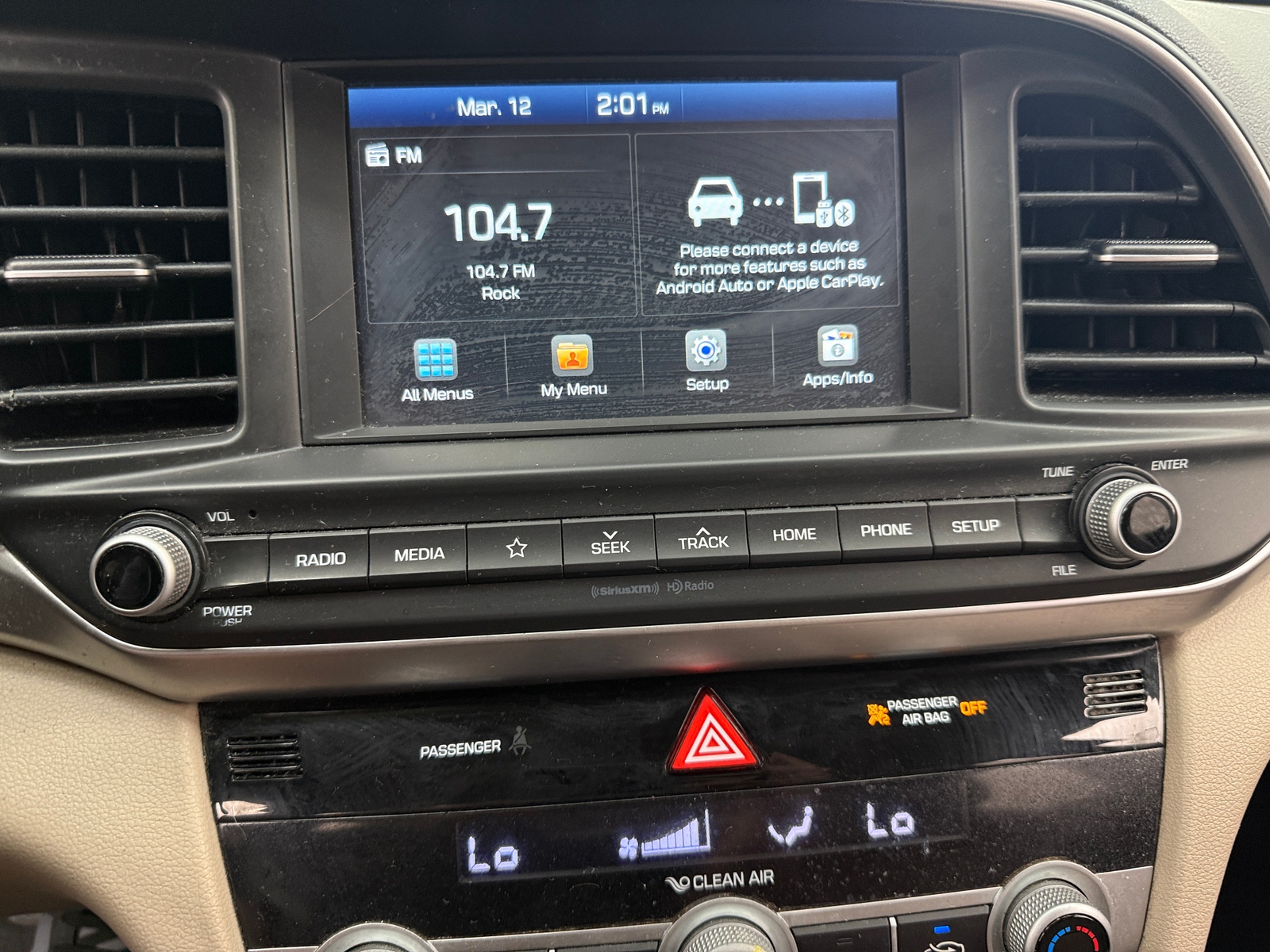 Thumbnail: 2020 Hyundai Elantra - 4