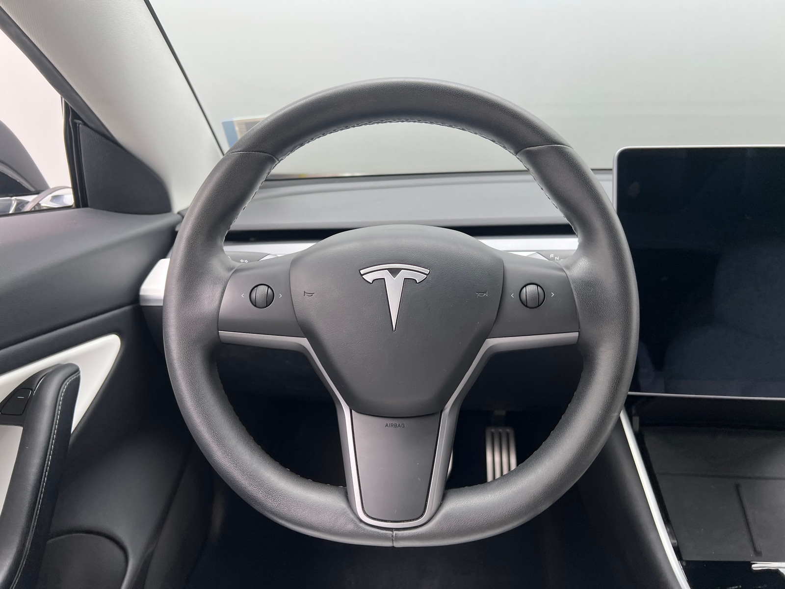 Thumbnail: 2020 Tesla Model 3 - 4