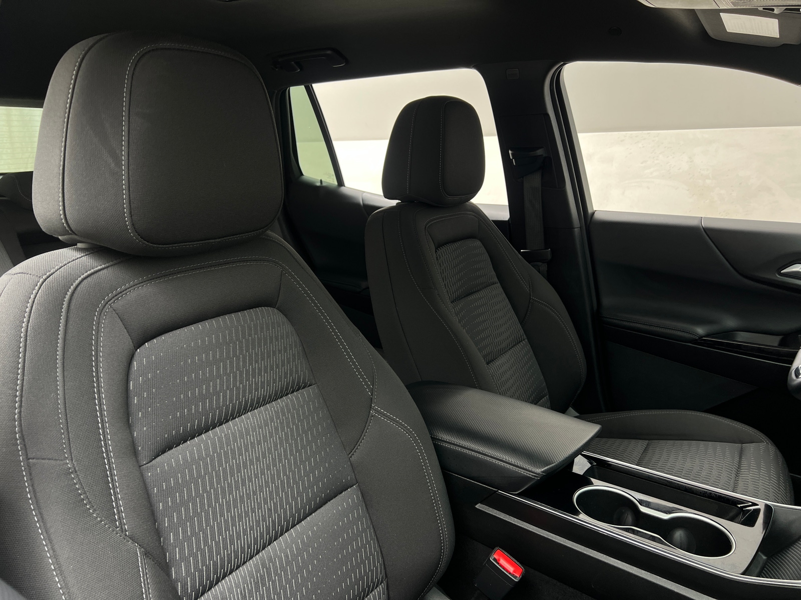 Thumbnail: 2025 Chevrolet Equinox - 2