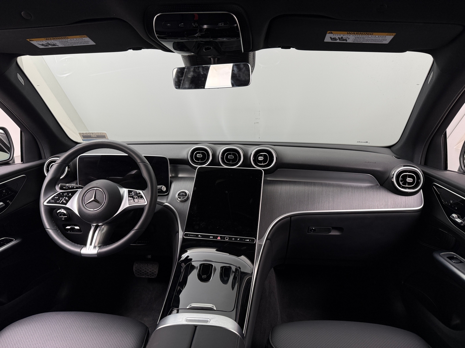 Thumbnail: 2025 Mercedes-Benz GLC - 2