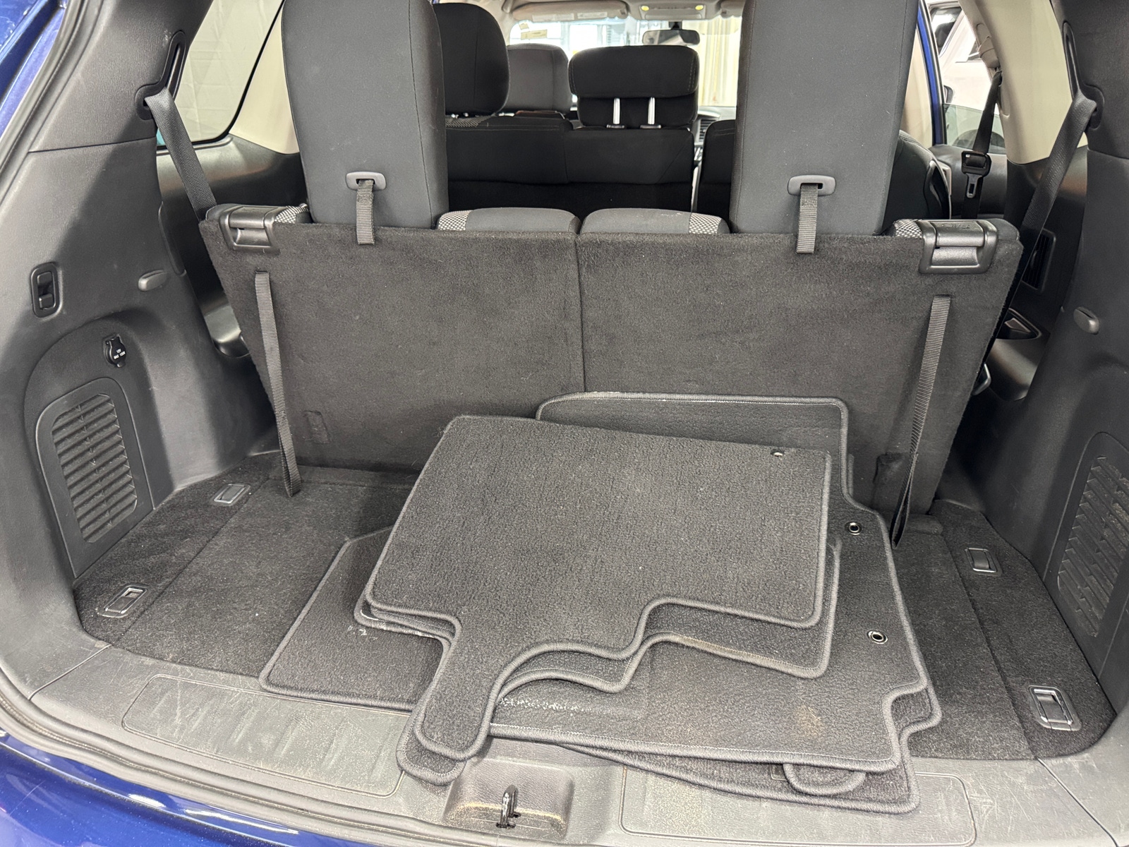 Thumbnail: 2018 Nissan Pathfinder - 7