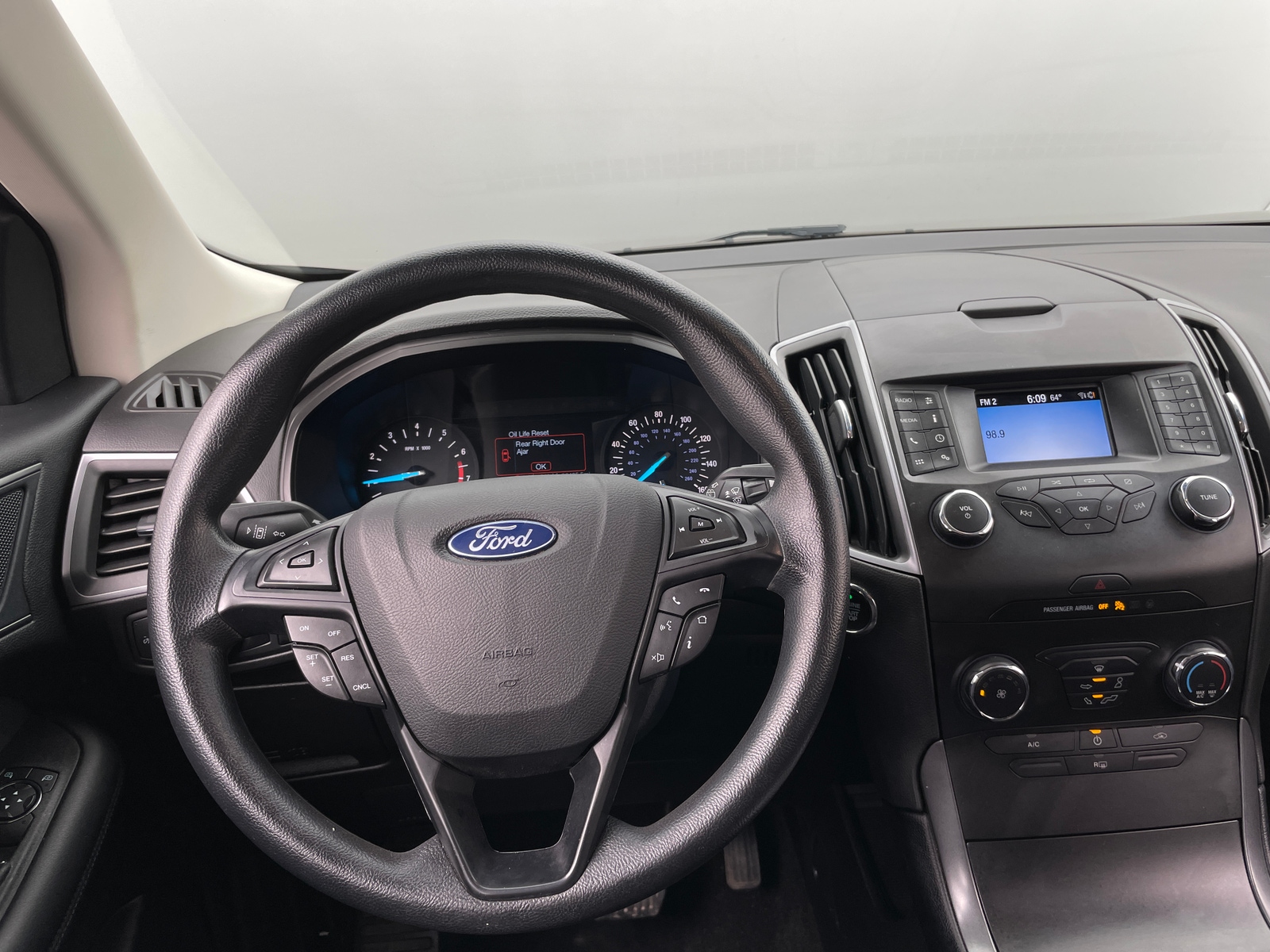 Thumbnail: 2019 Ford Edge - 5