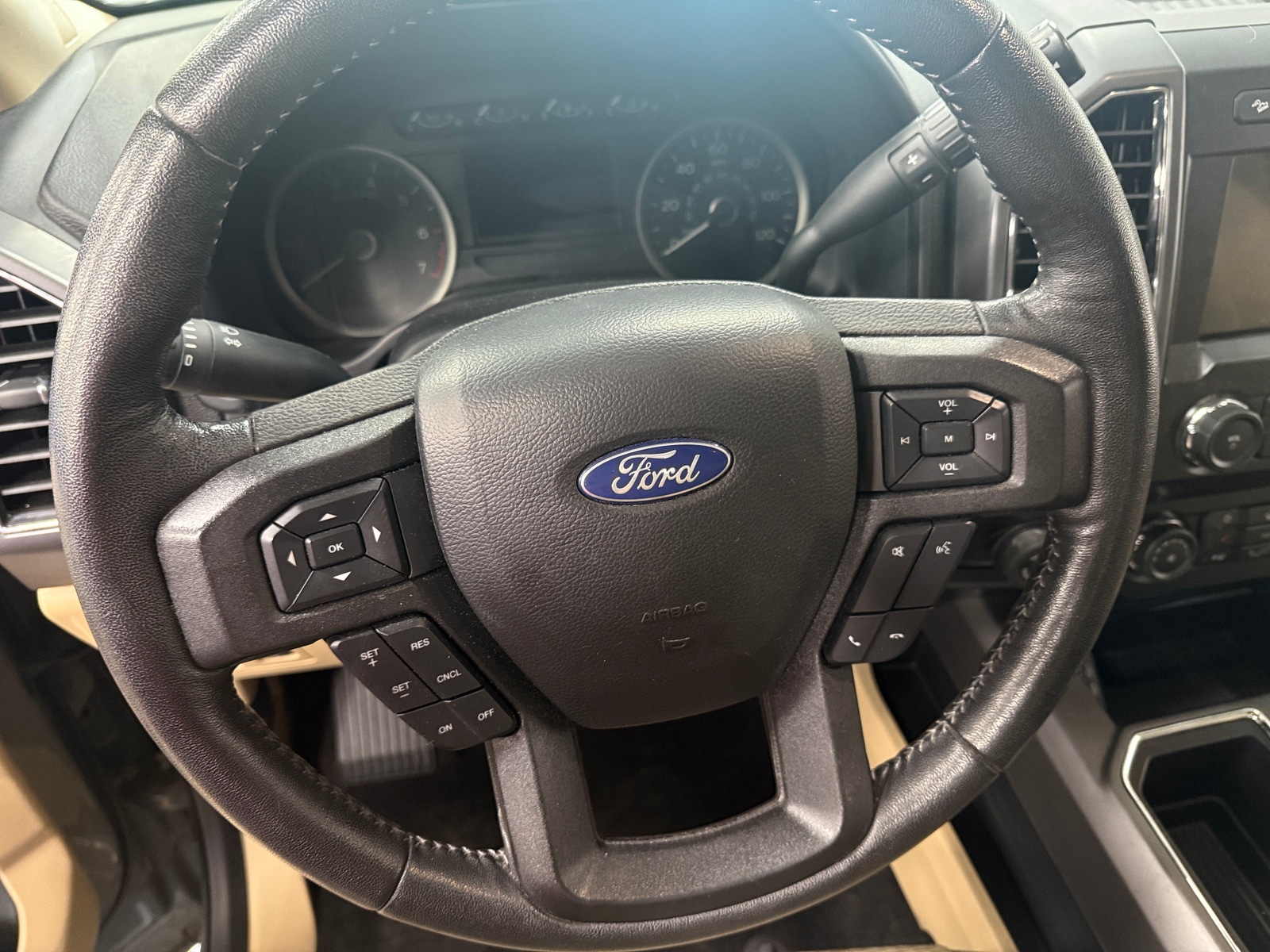 Thumbnail: 2020 Ford Econoline - 5