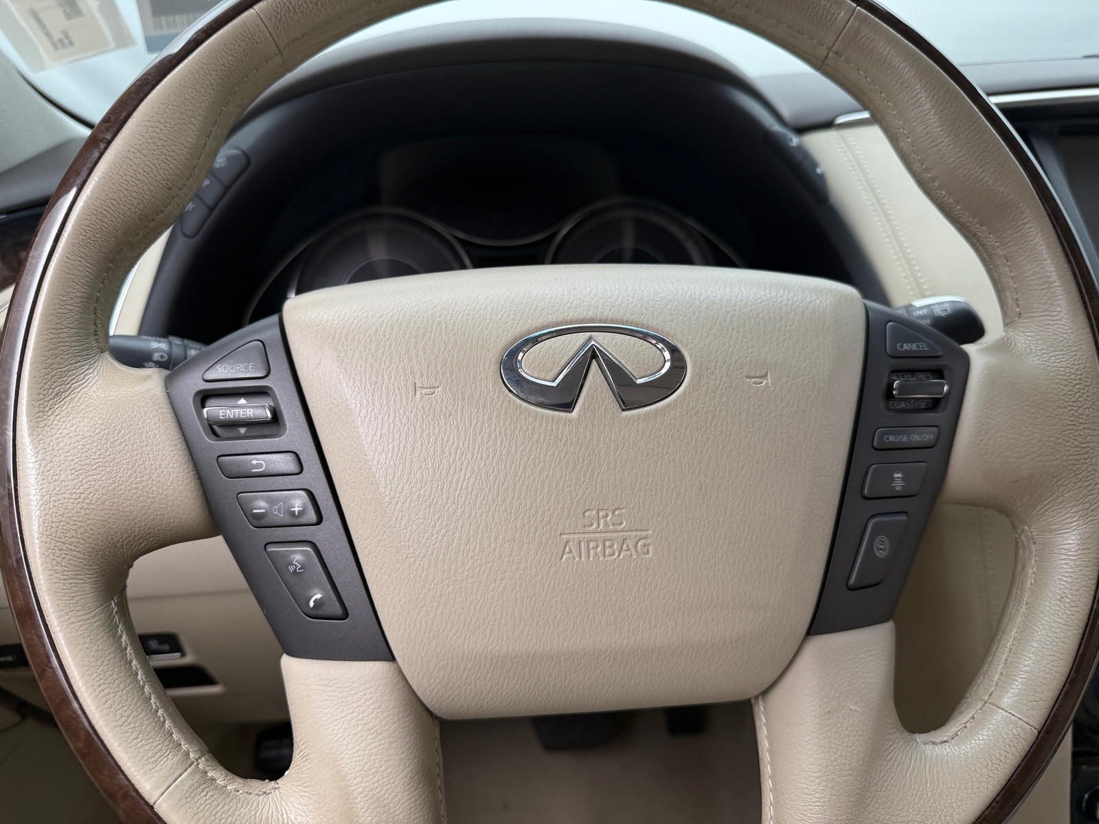 Thumbnail: 2014 INFINITI QX80 - 4