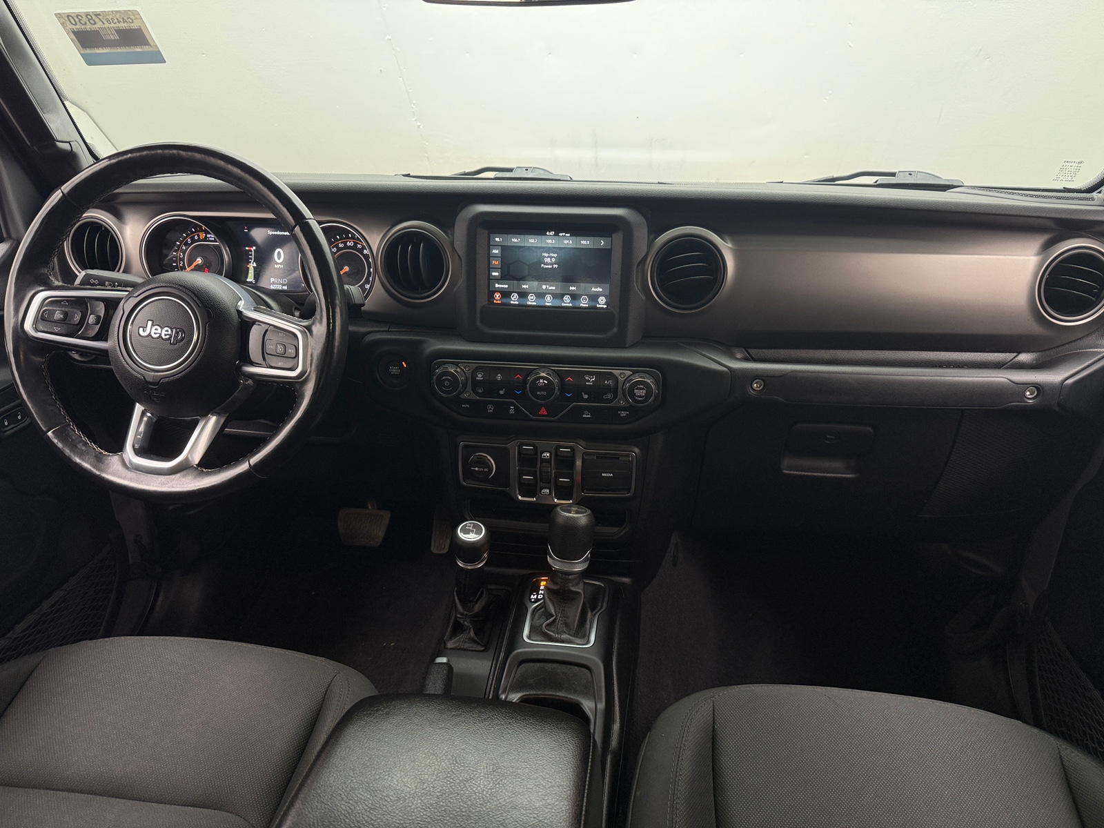 Thumbnail: 2020 Jeep Gladiator - 3