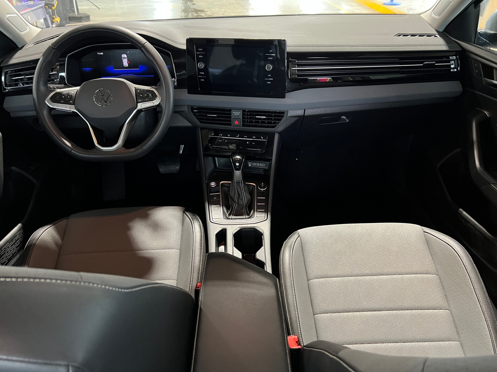 Thumbnail: 2025 Volkswagen Jetta - 2