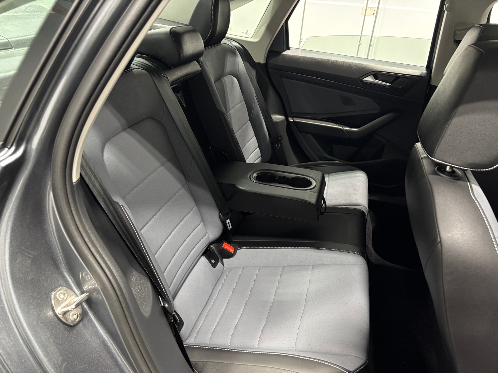 Thumbnail: 2025 Volkswagen Jetta - 5