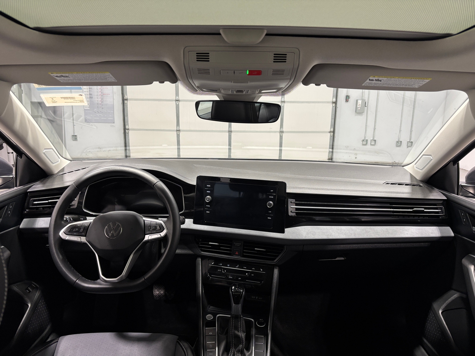 Thumbnail: 2025 Volkswagen Jetta - 2