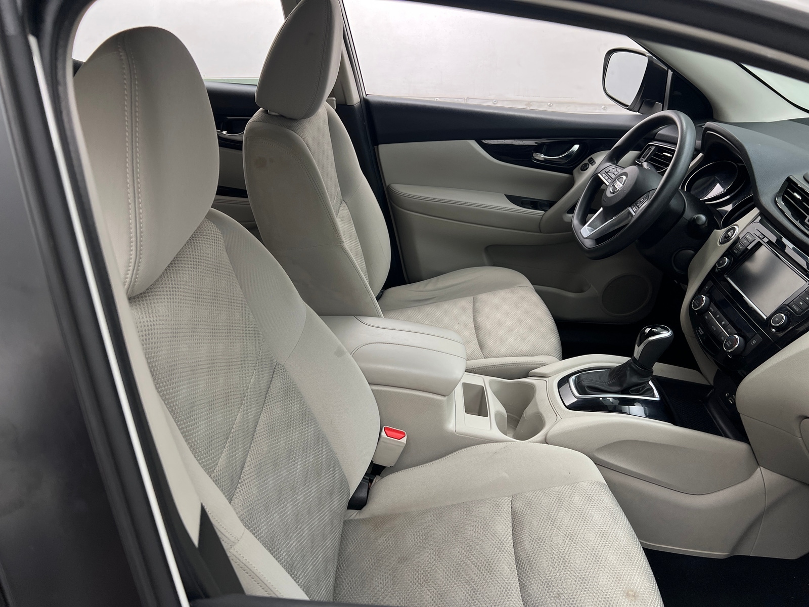 Thumbnail: 2019 Nissan Rogue Sport - 2