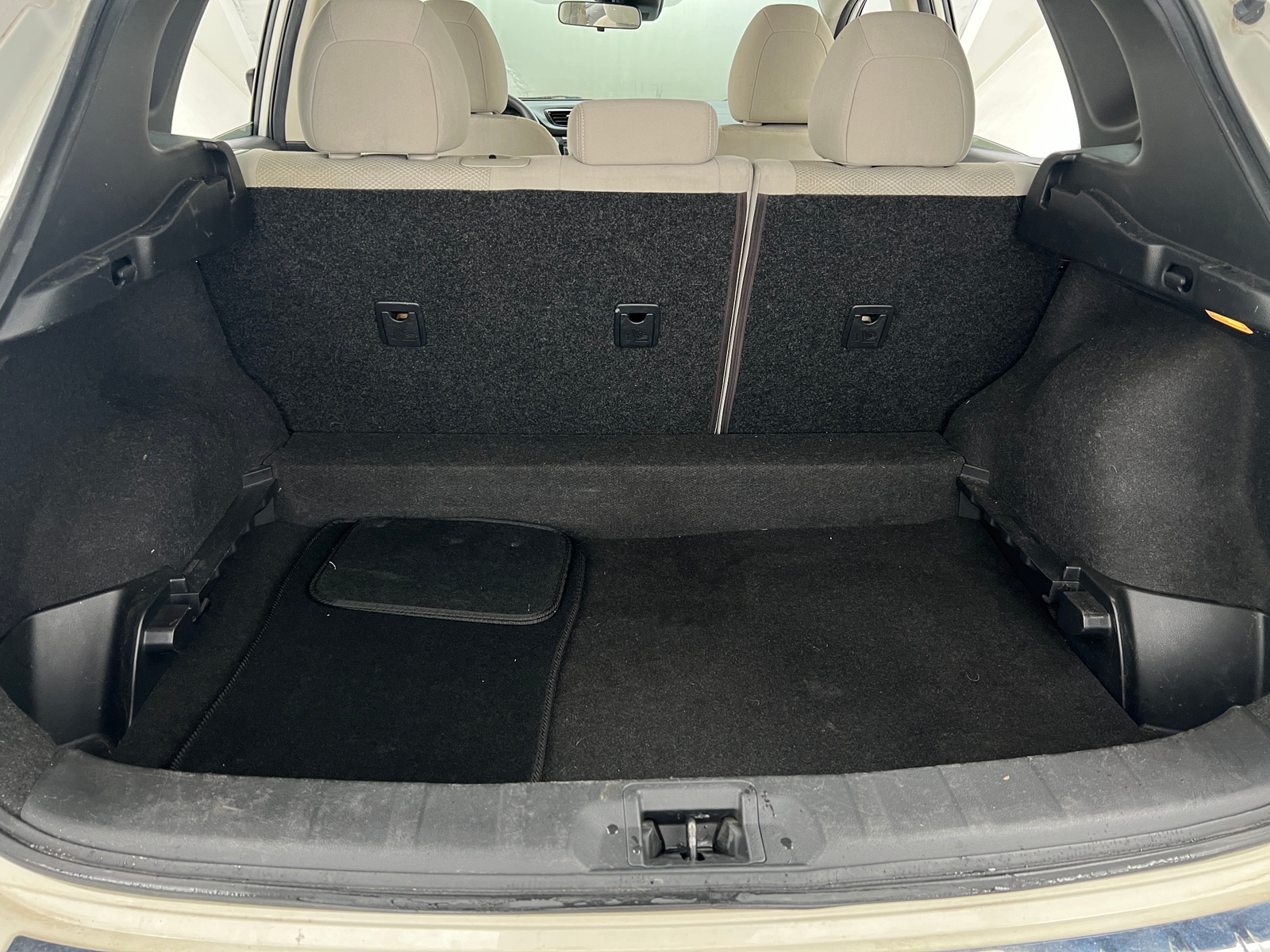 Thumbnail: 2019 Nissan Rogue Sport - 7