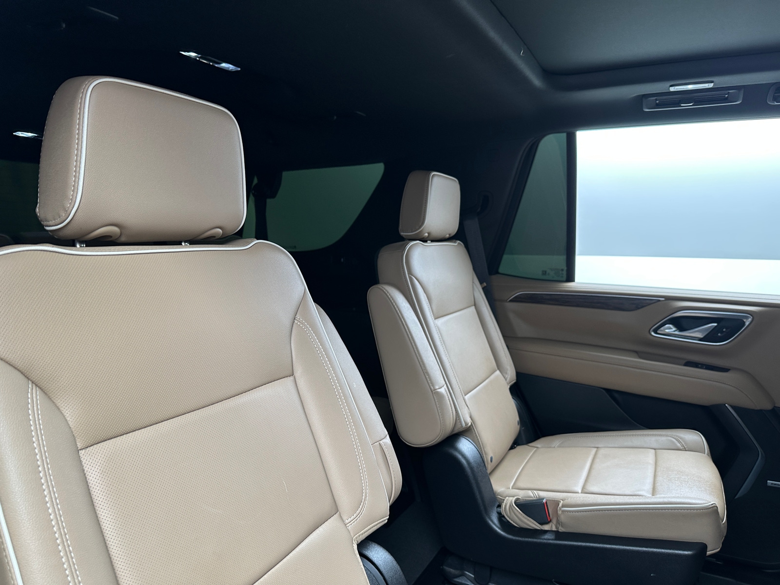 Thumbnail: 2023 Chevrolet Tahoe - 5