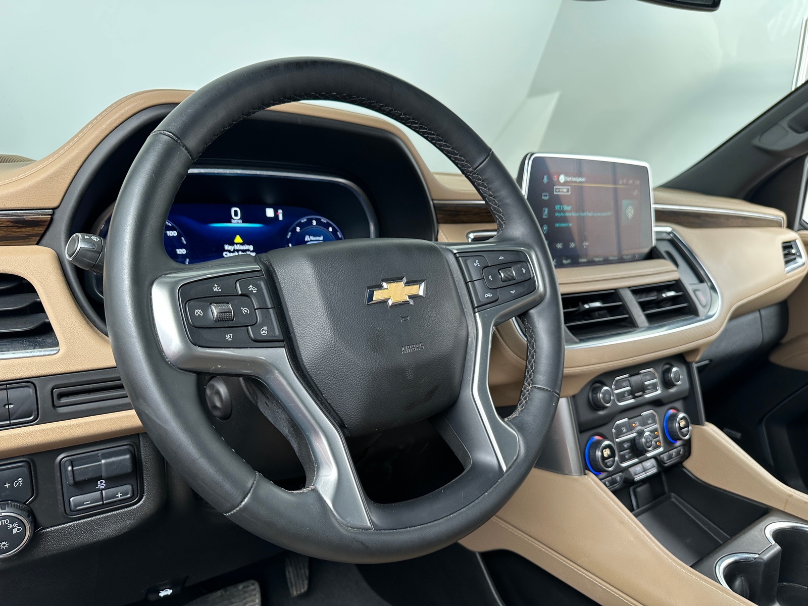 Thumbnail: 2023 Chevrolet Tahoe - 4