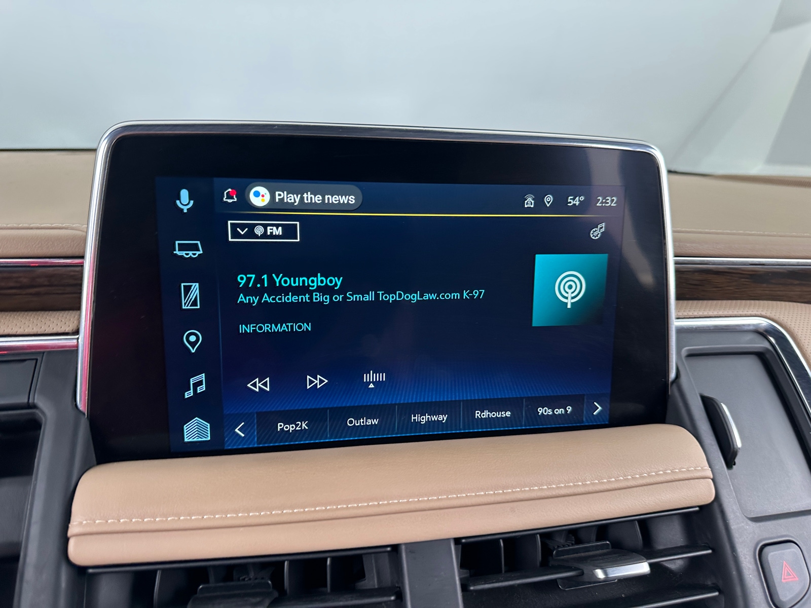 Thumbnail: 2023 Chevrolet Tahoe - 3