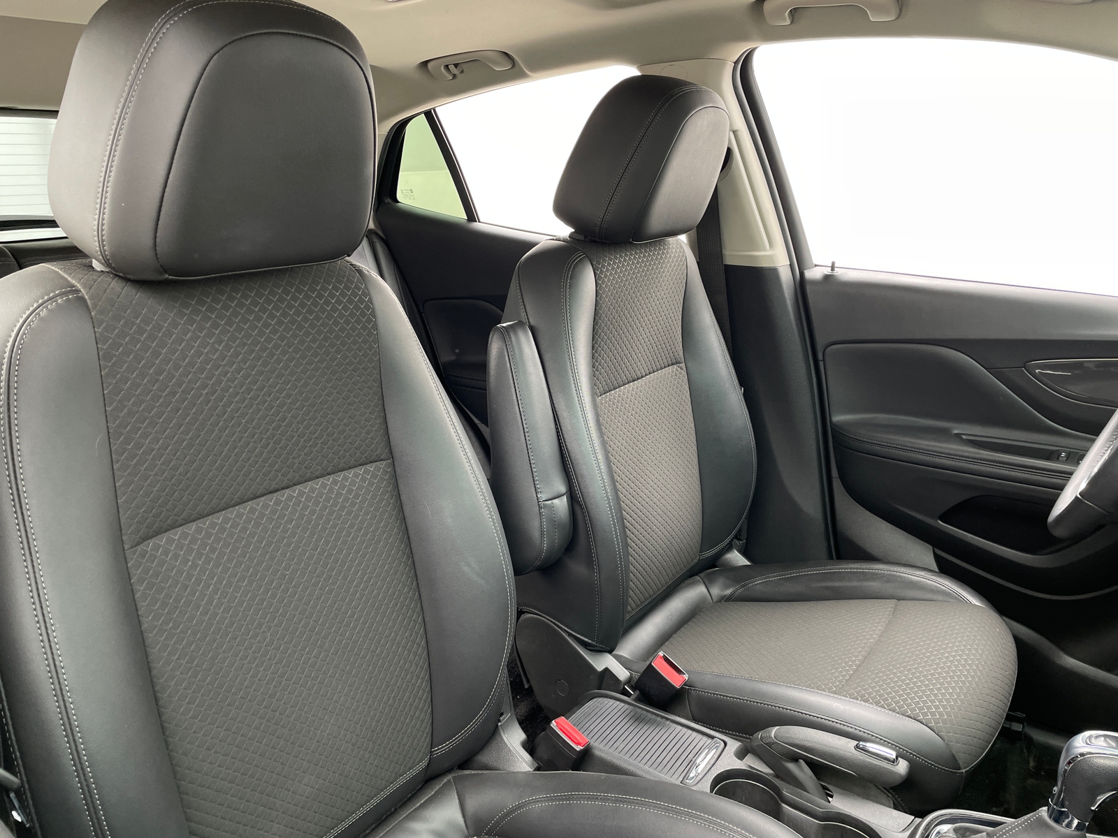 Thumbnail: 2018 Buick Encore - 2