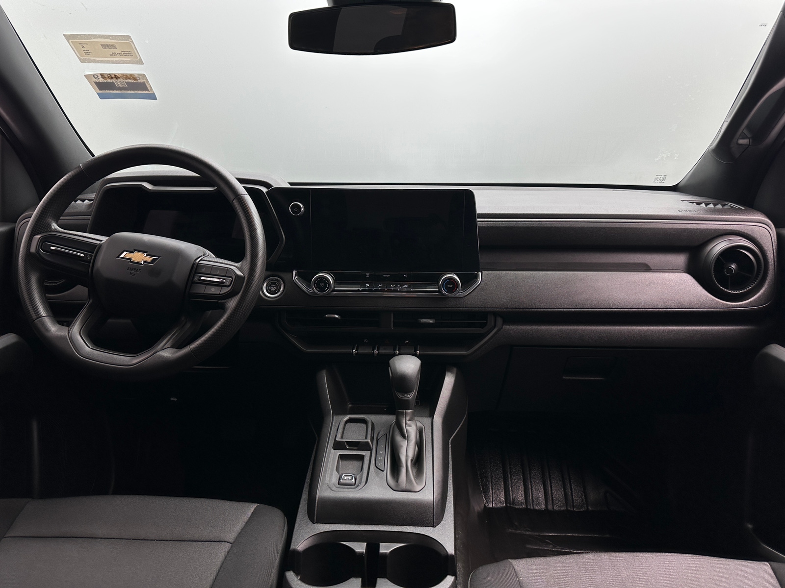 Thumbnail: 2023 Chevrolet Colorado - 3