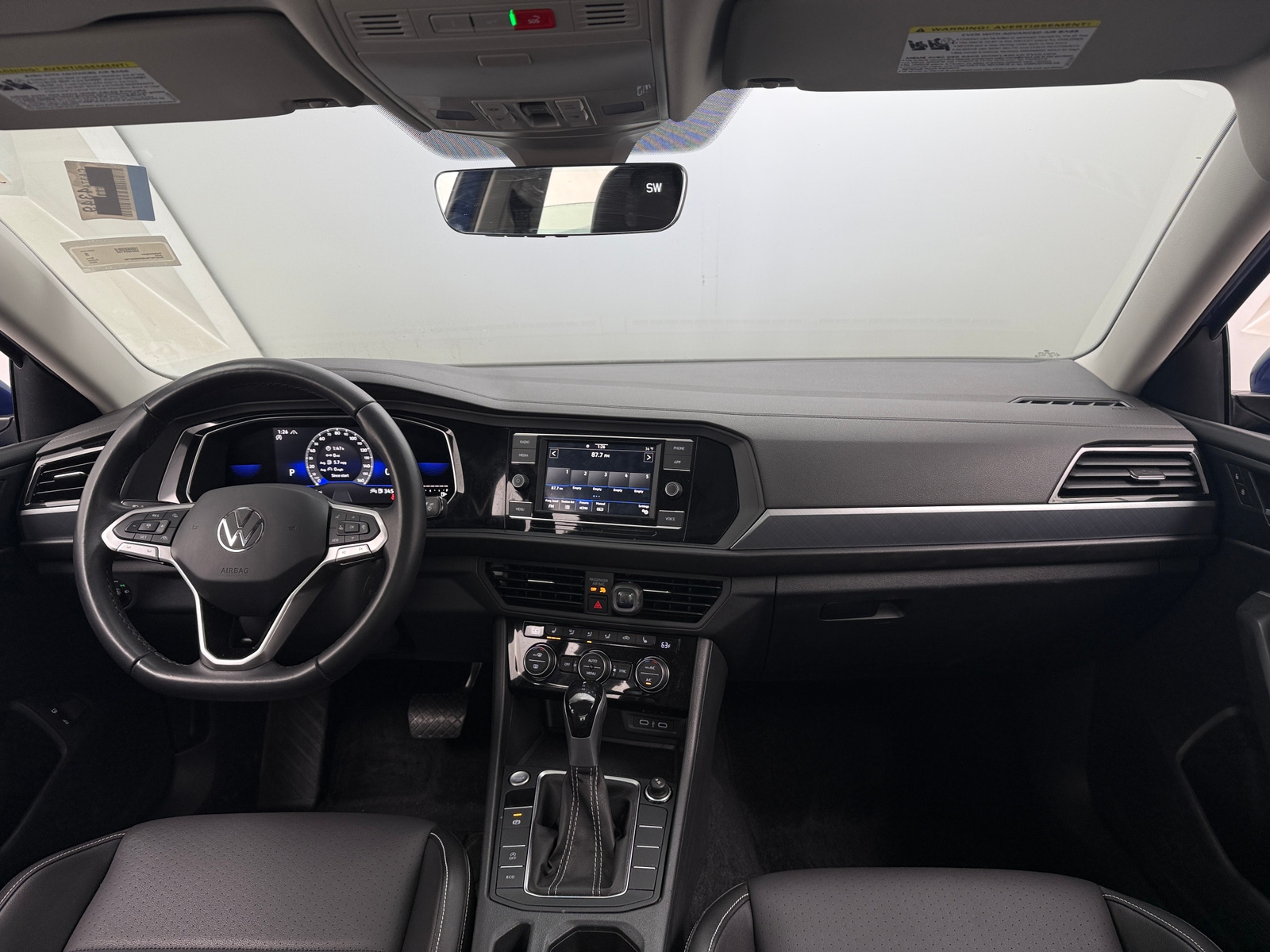 Thumbnail: 2022 Volkswagen Jetta - 3