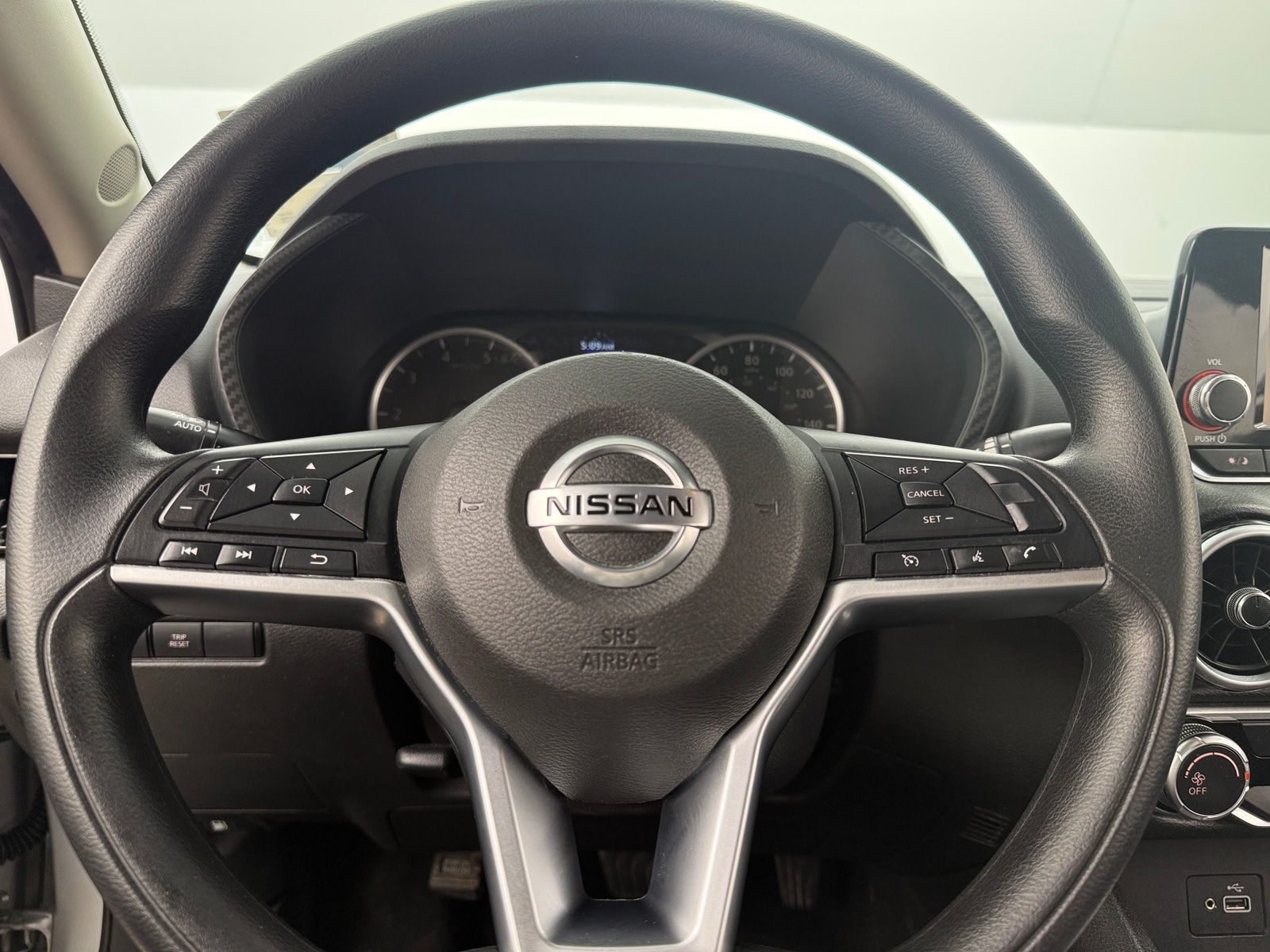 Thumbnail: 2020 Nissan Sentra - 5