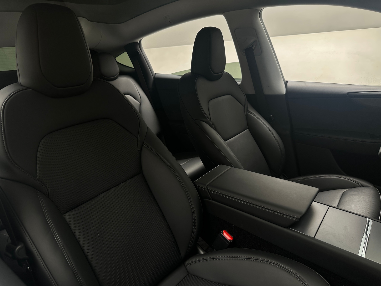 Thumbnail: 2026 Tesla Model Y - 2