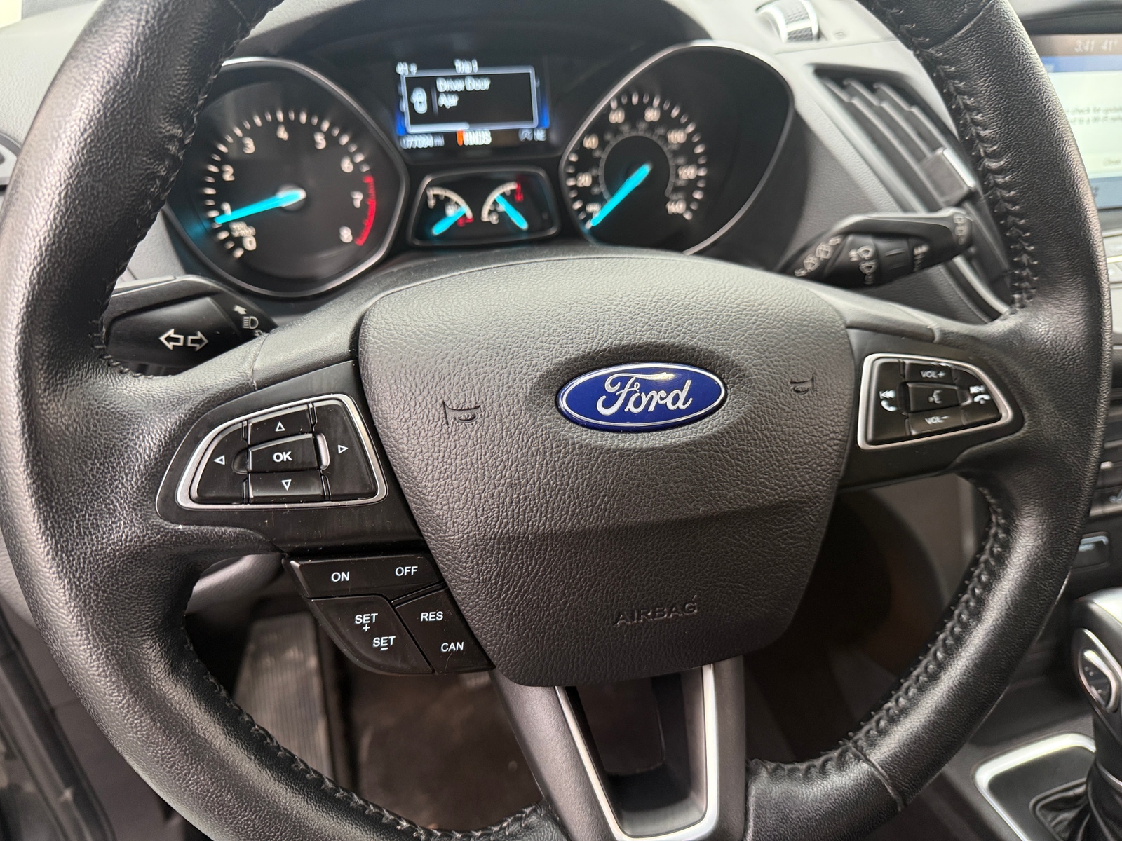 Thumbnail: 2019 Ford Escape - 4