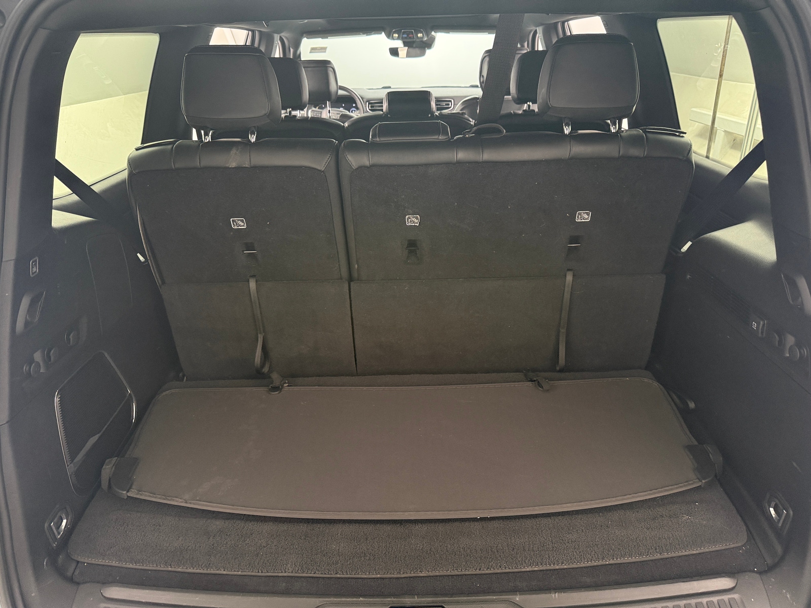 Thumbnail: 2022 Jeep Wagoneer - 6