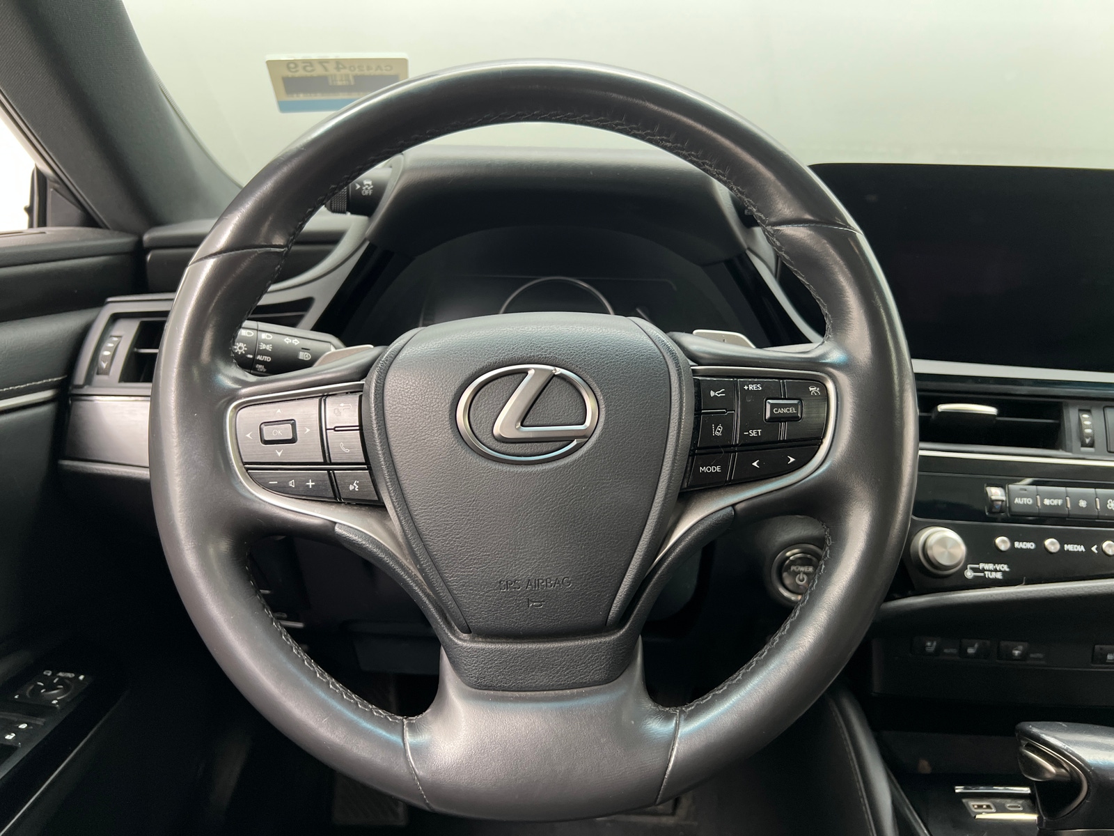 Thumbnail: 2023 Lexus ES - 4