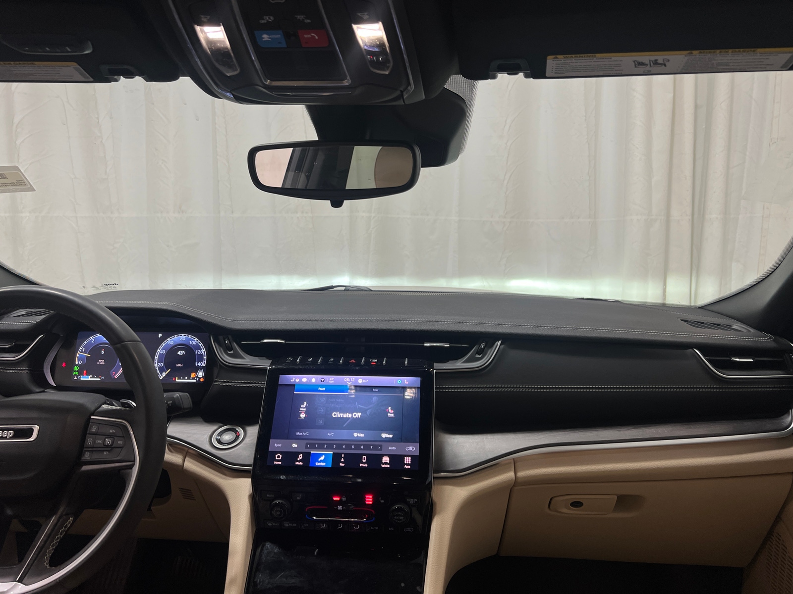 Thumbnail: 2023 Jeep Grand Cherokee L - 2