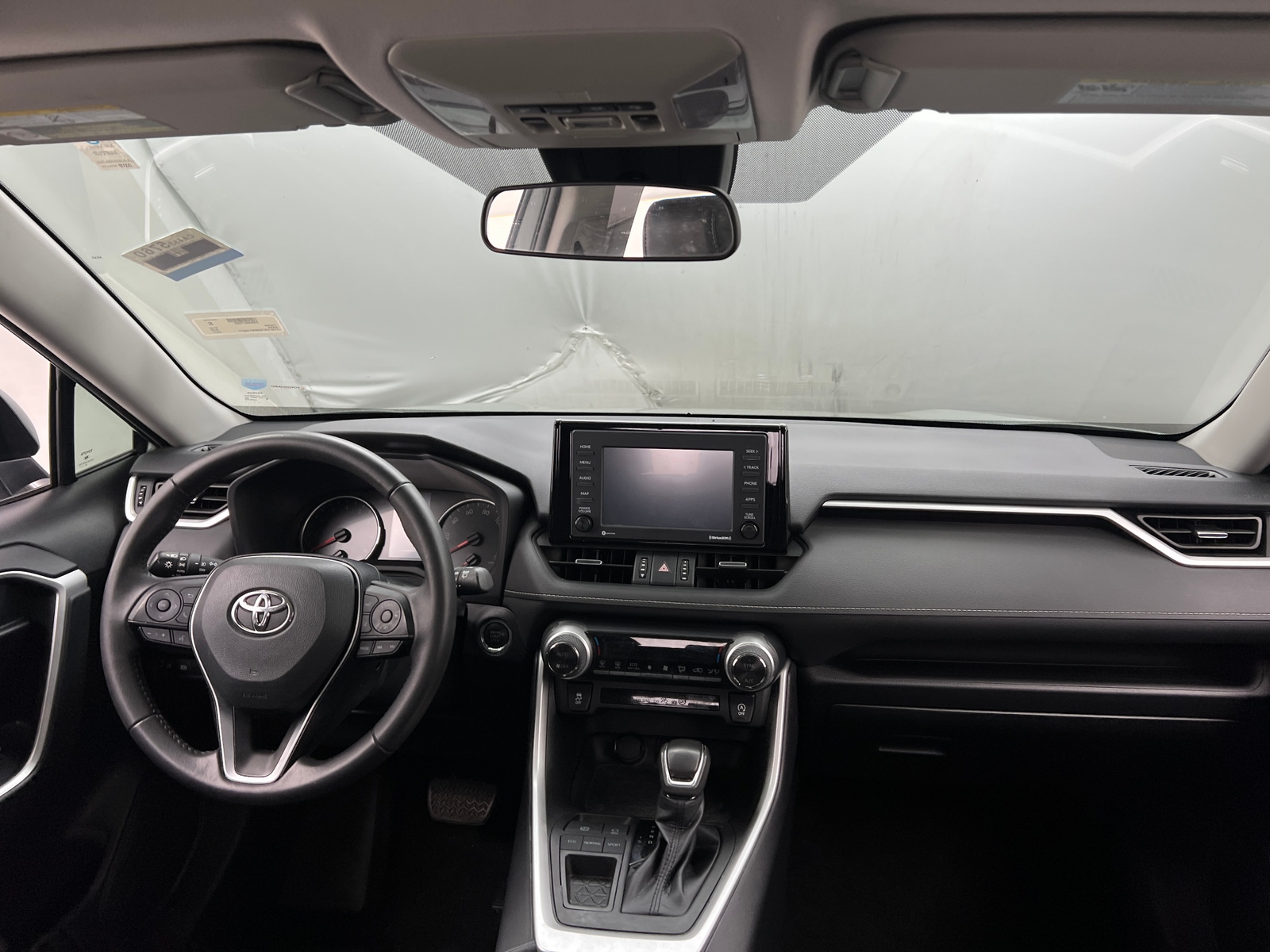 Thumbnail: 2021 Toyota RAV4 - 3