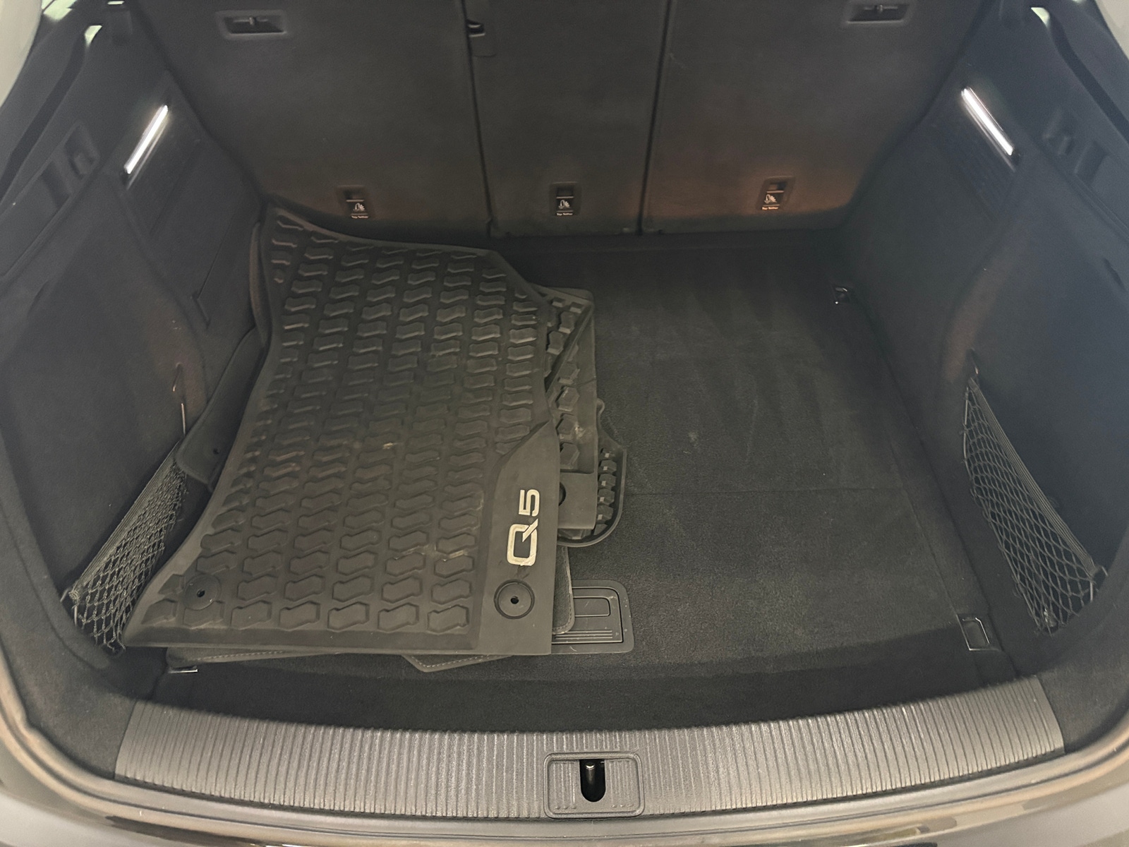 Thumbnail: 2020 Audi Q5 - 6