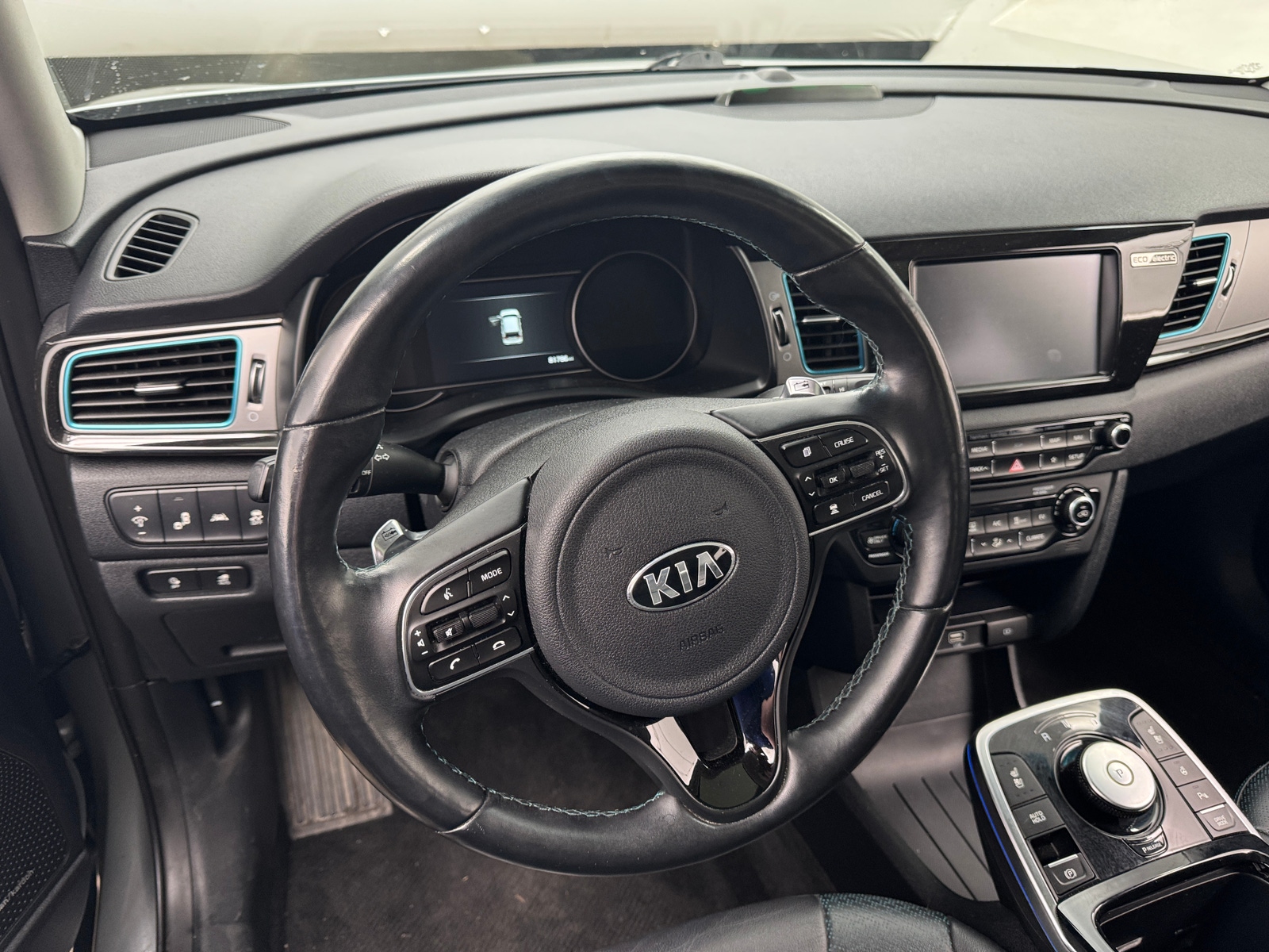 Thumbnail: 2019 Kia Niro - 4